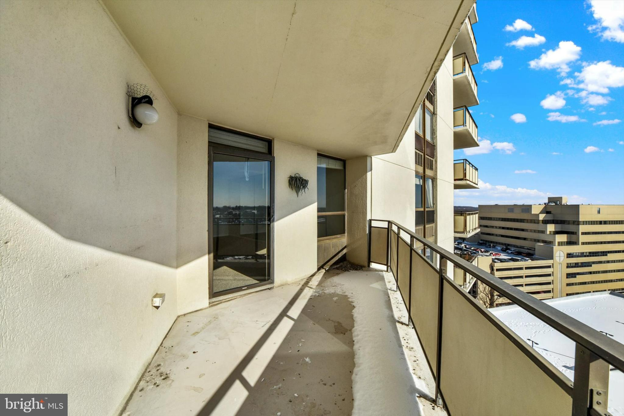 RIDGELY TOWSON CENTER - Residential