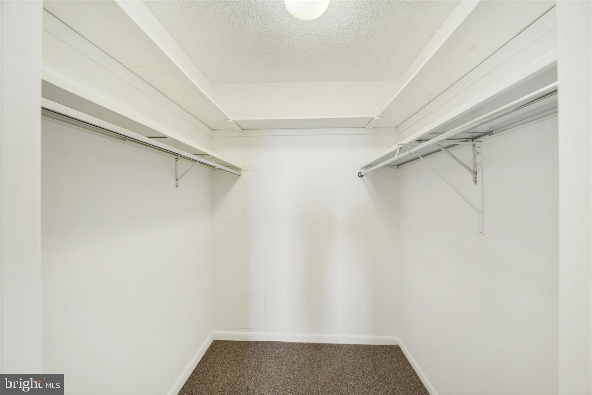 RIDGELY TOWSON CENTER - Residential