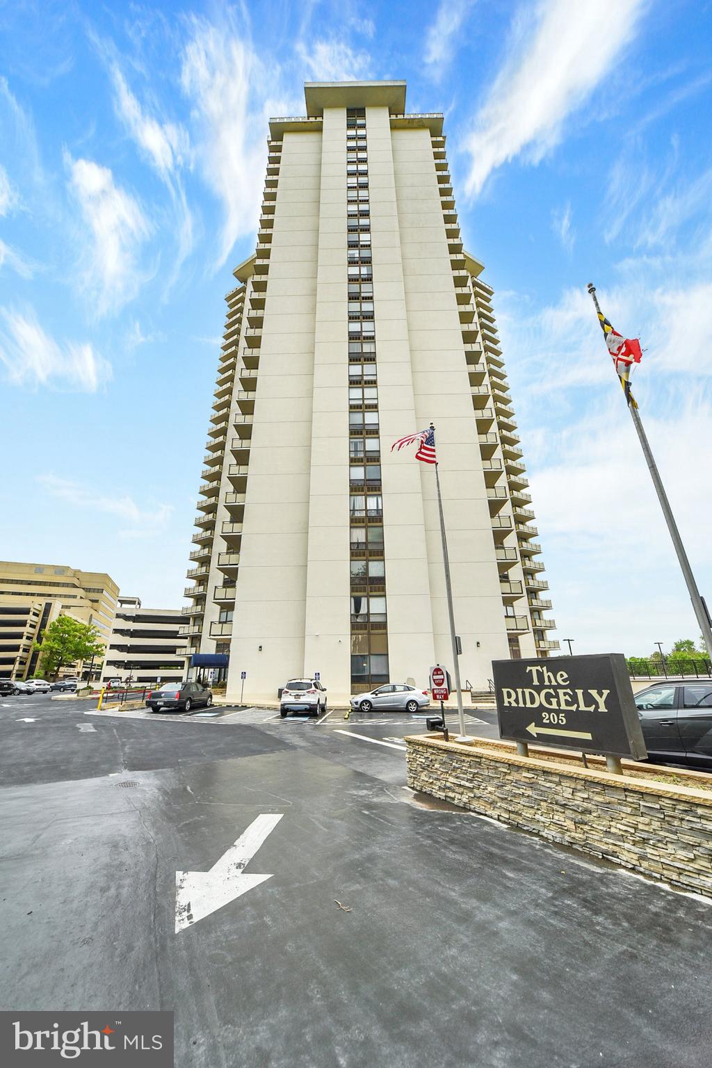 RIDGELY TOWSON CENTER - Residential