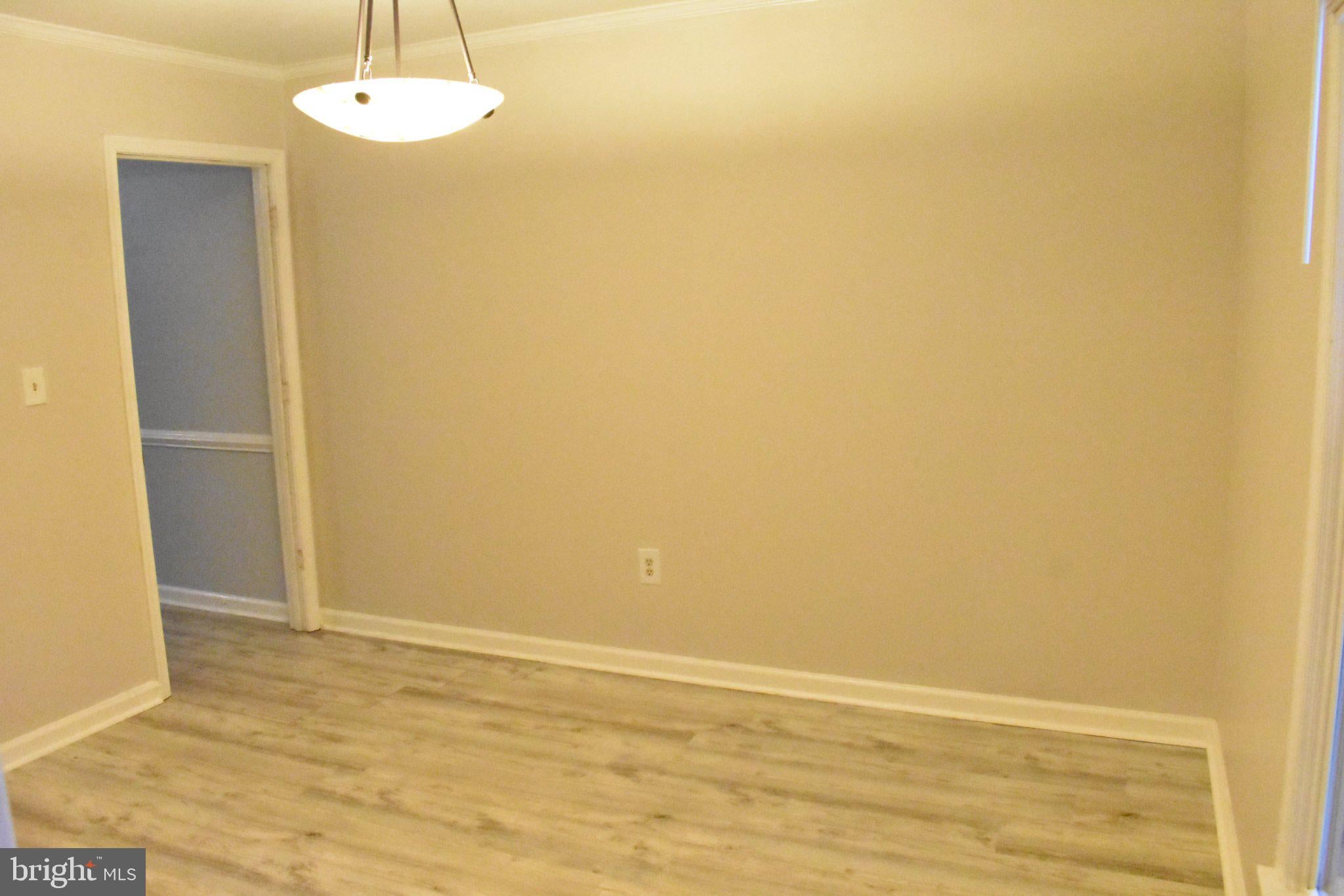 5504 RAINWOOD DRIVE