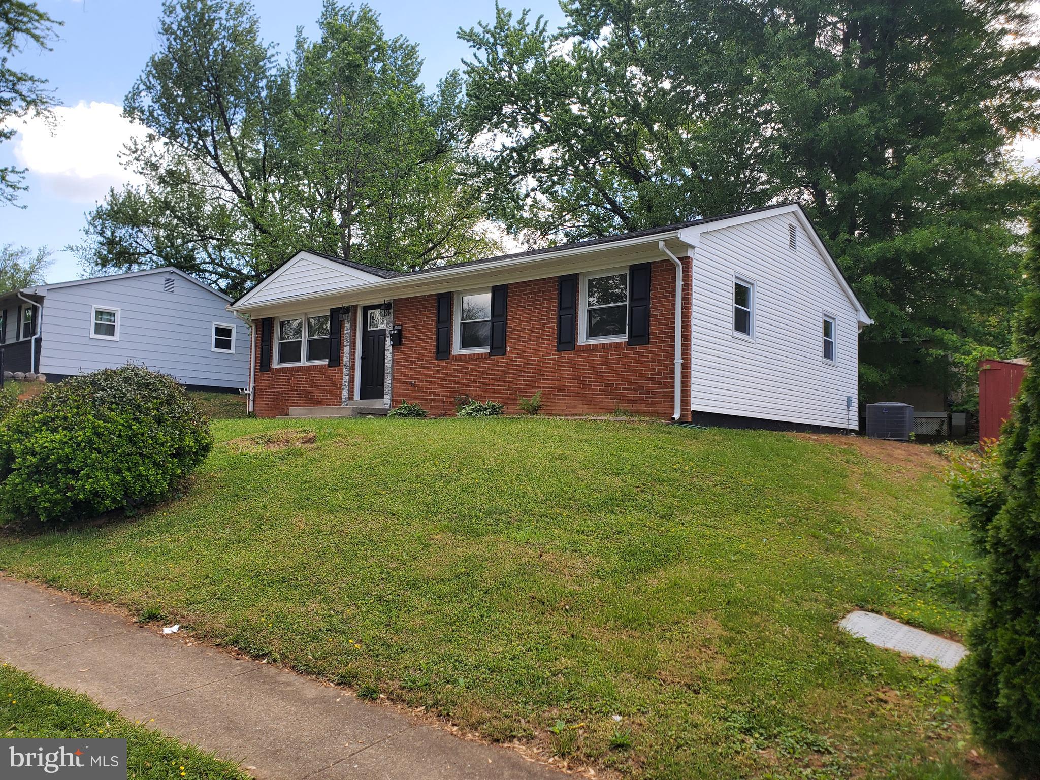 13811 GREENWOOD DRIVE