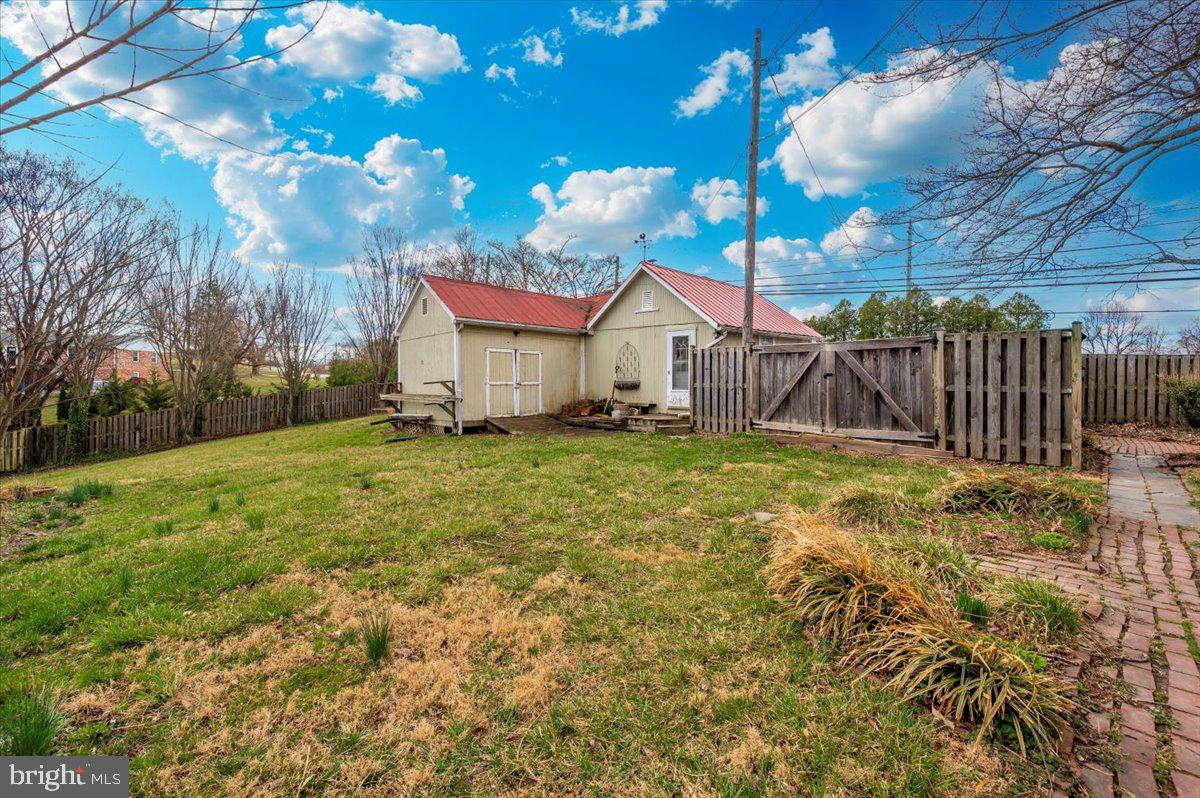 OLD ORCHARD ESTATES - Residential