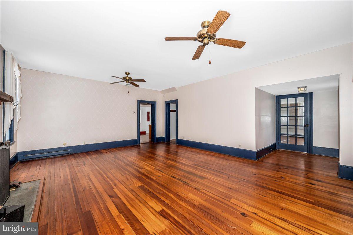 OLD ORCHARD ESTATES - Residential