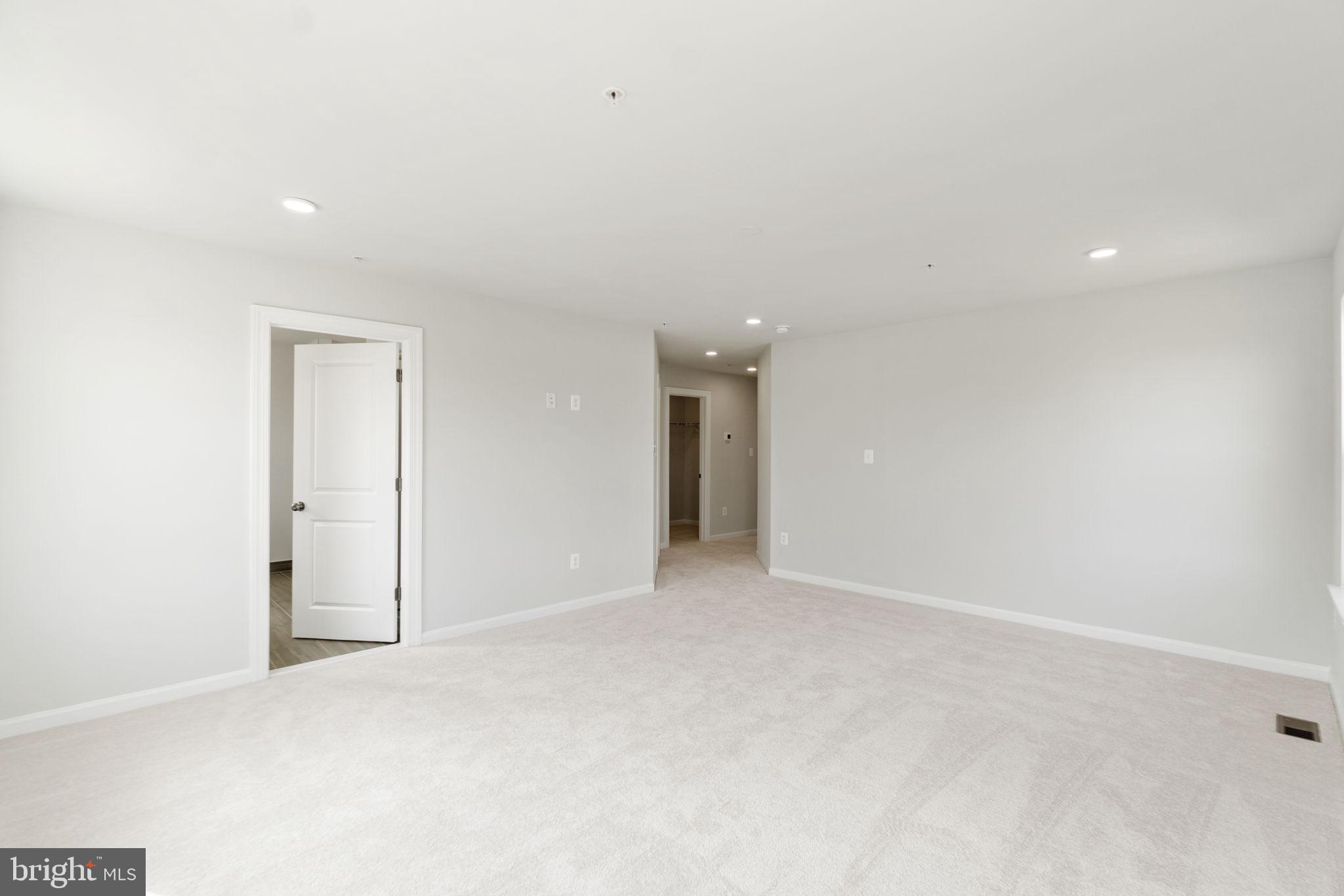 VILLAGES OF SAVANNAH - Residential