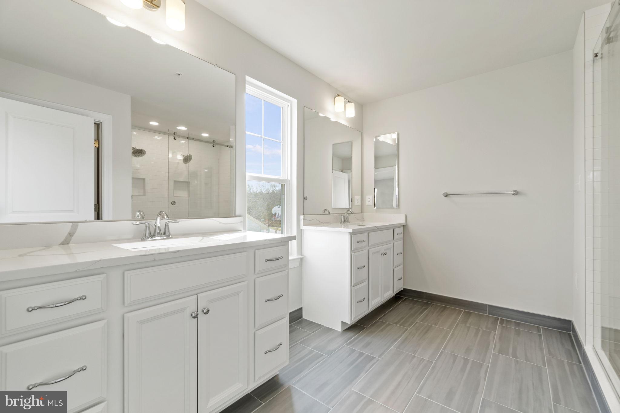 VILLAGES OF SAVANNAH - Residential