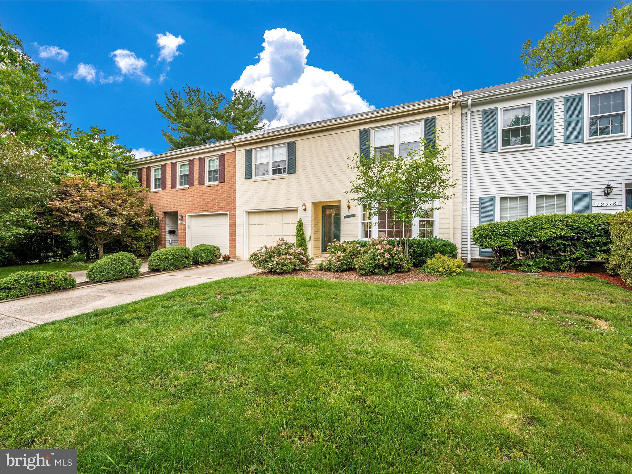 STEDWICK TOWNHOUSES - Residential