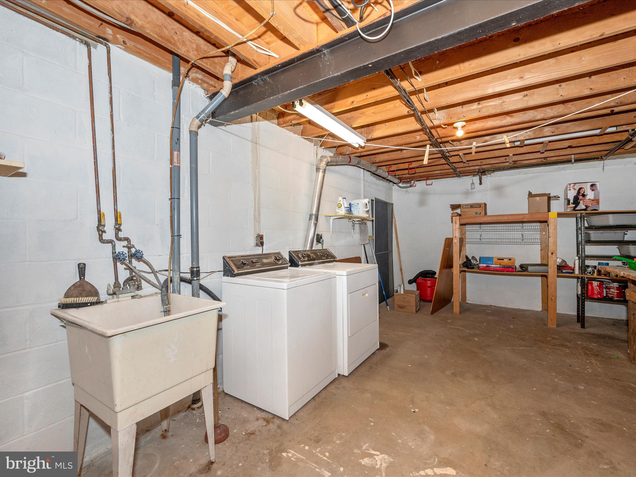 STEDWICK TOWNHOUSES - Residential