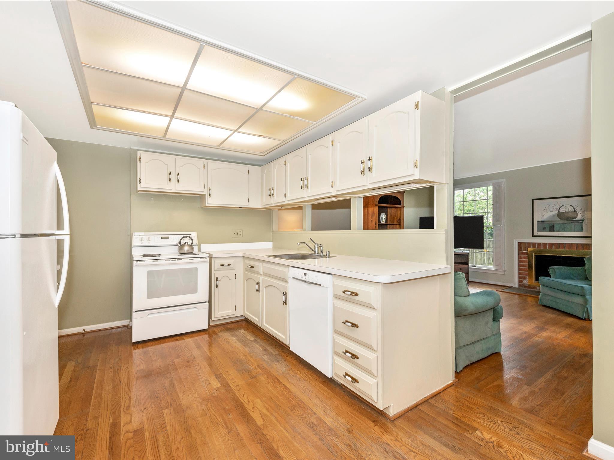 STEDWICK TOWNHOUSES - Residential