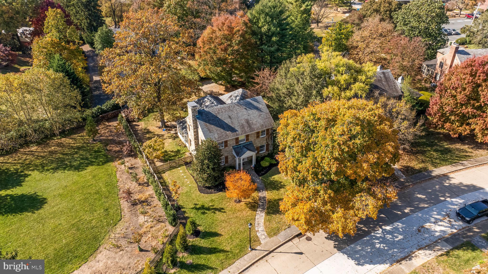 HOMELAND HISTORIC DISTRICT - Residential