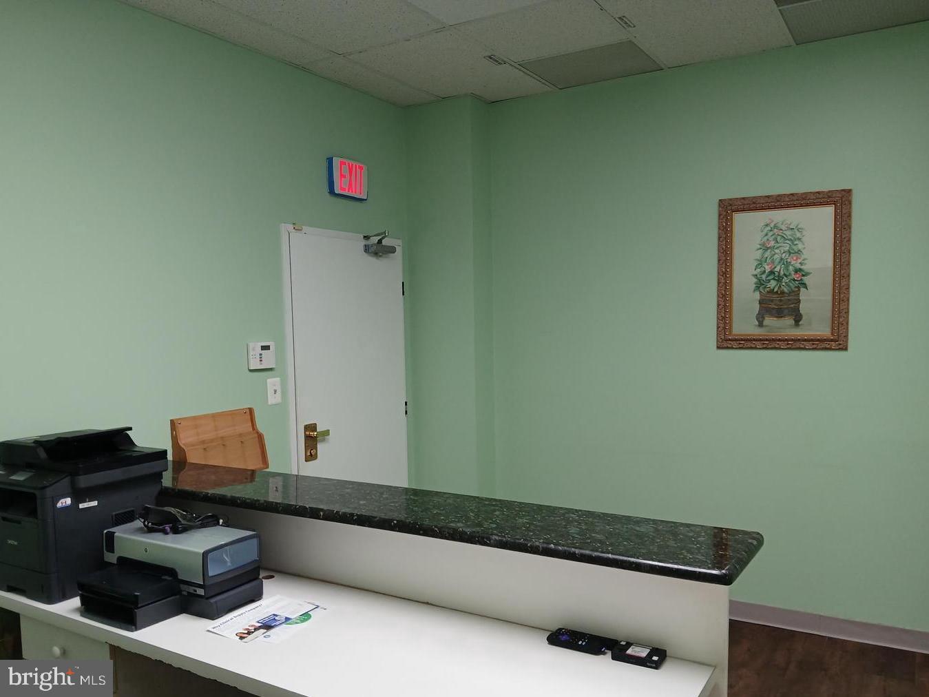 PICKETT CENTER - Commercial Sale