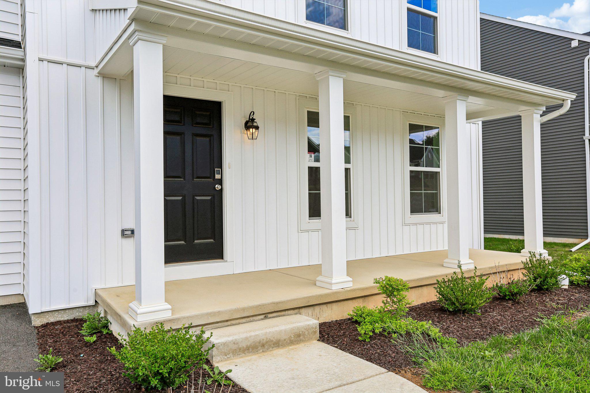 322 RESERVE LANE