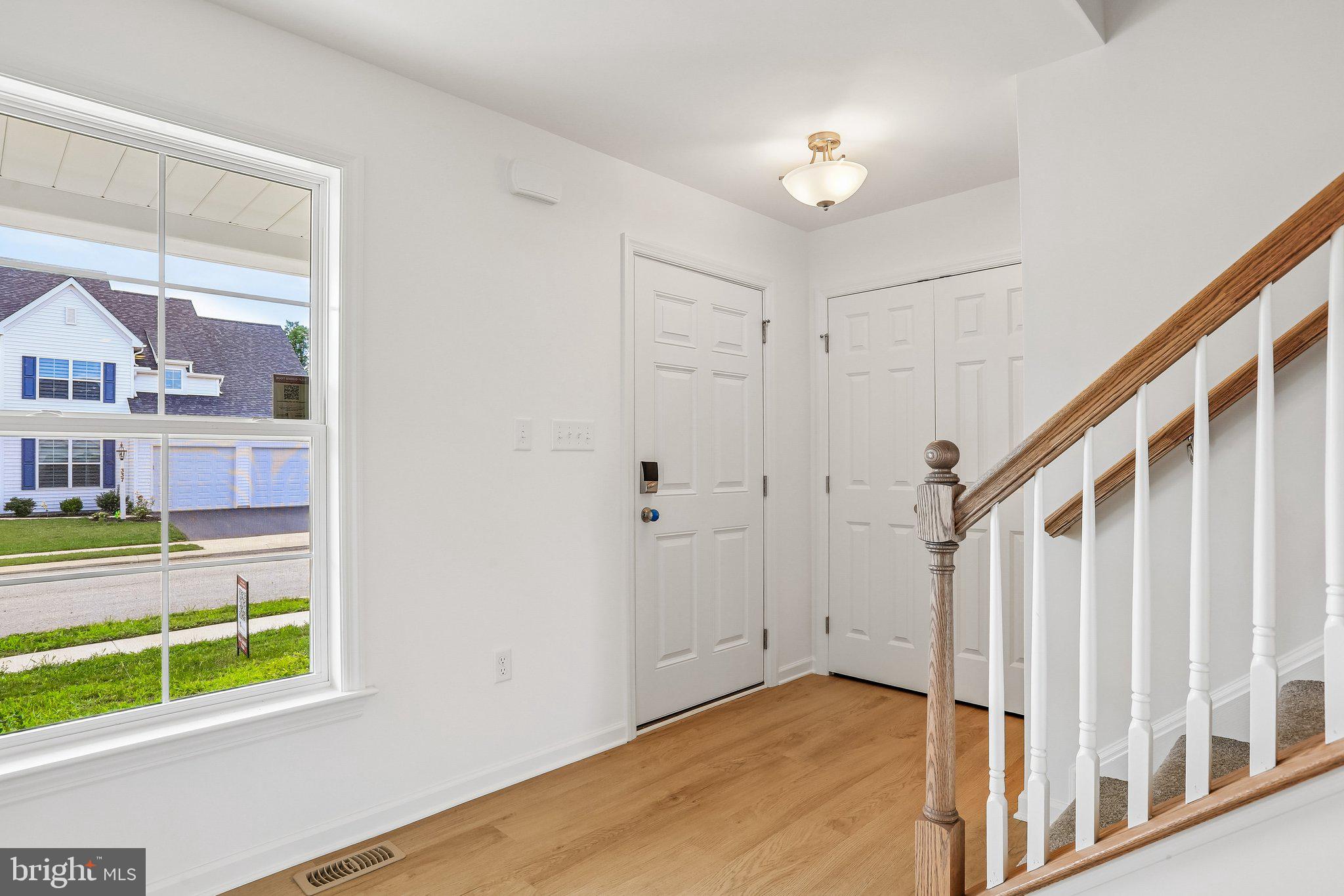 322 RESERVE LANE