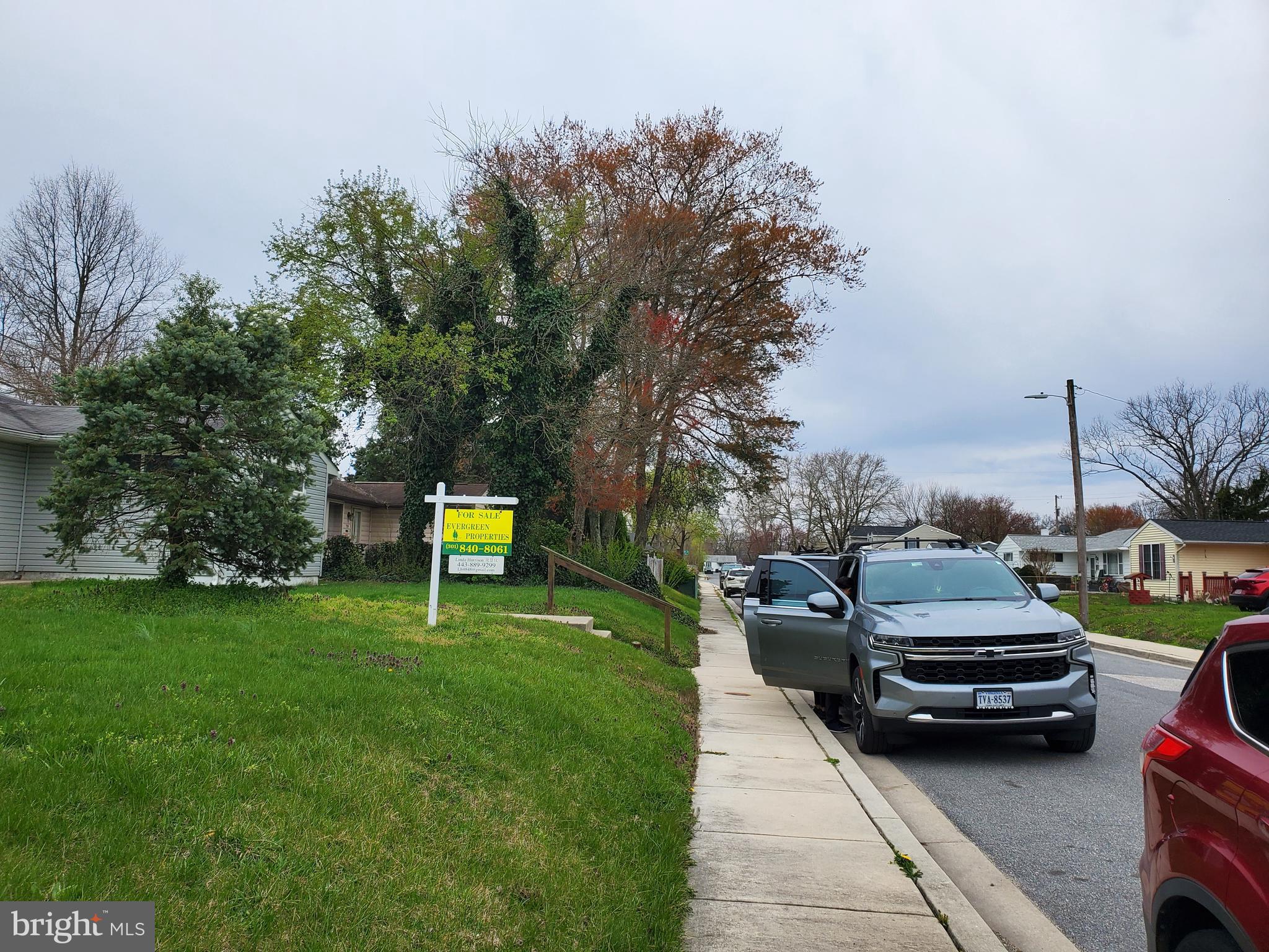 MUNROE GARDENS - Residential