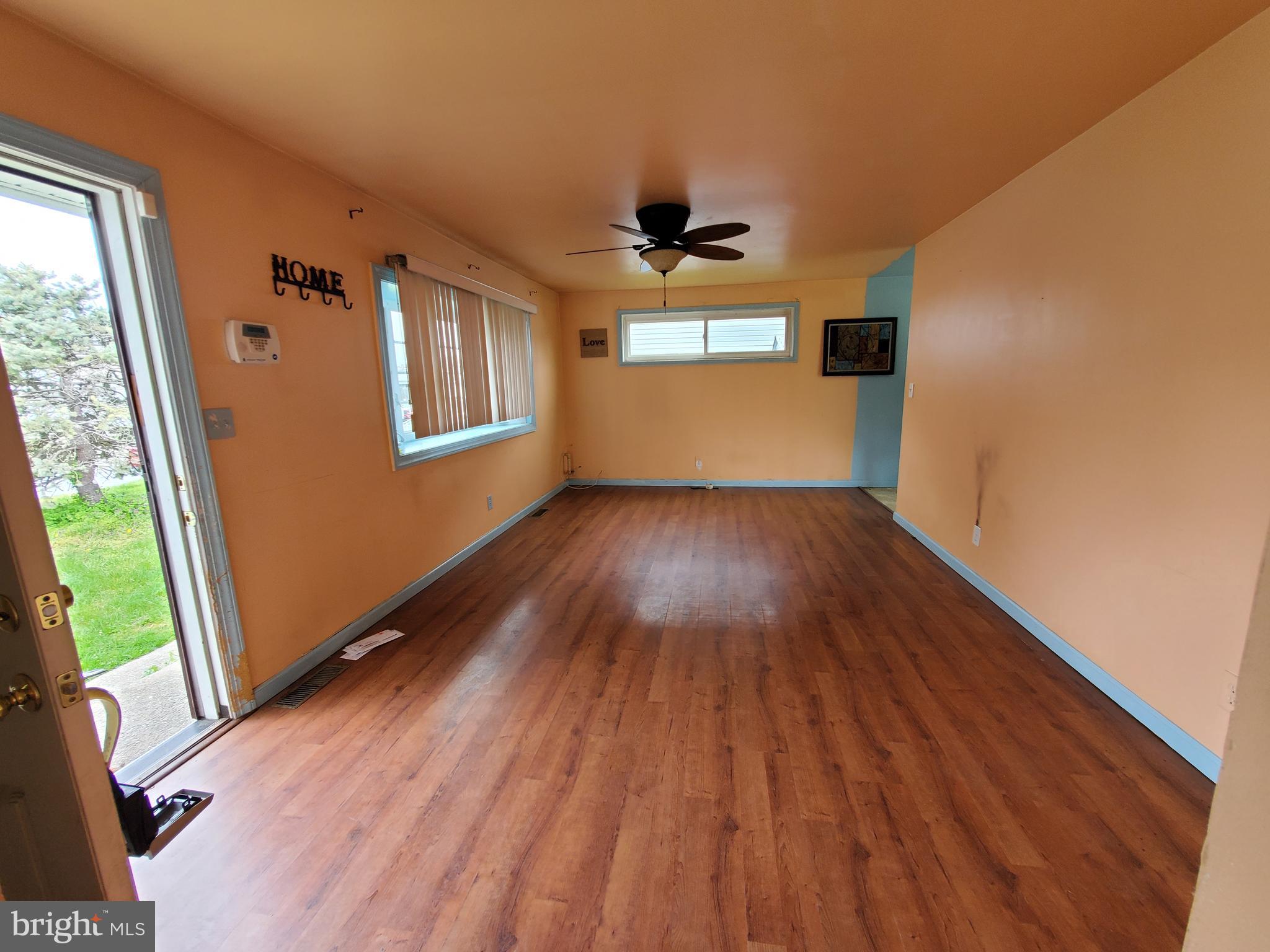 MUNROE GARDENS - Residential