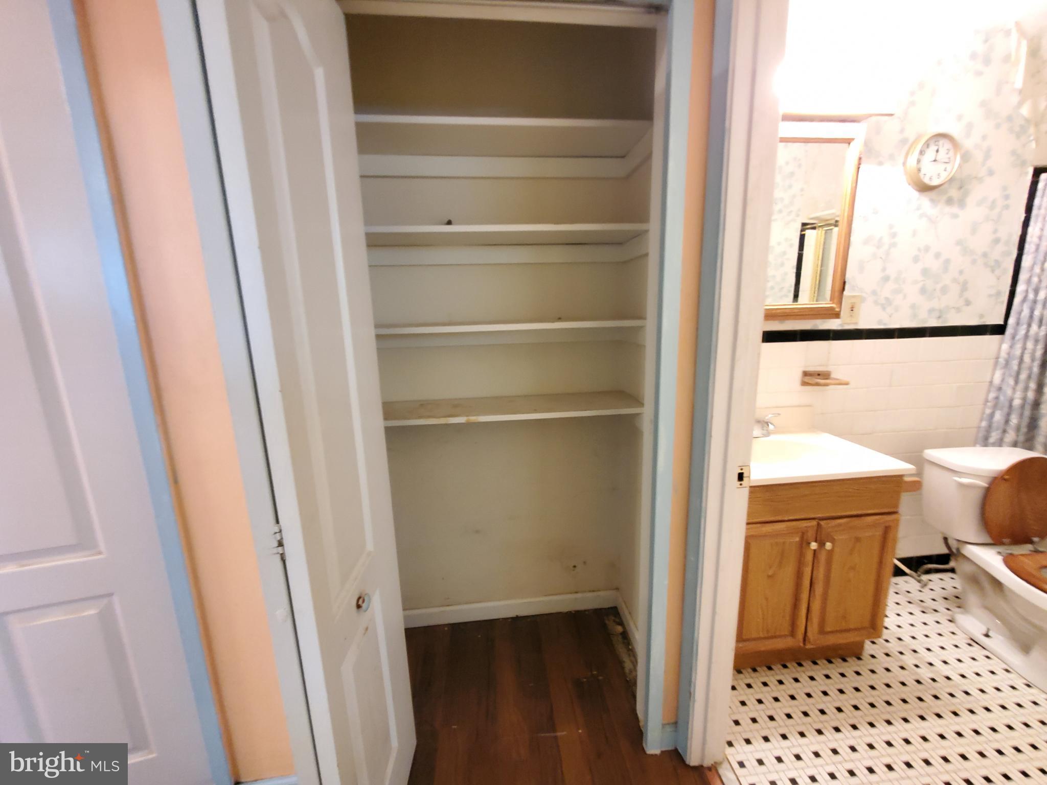 MUNROE GARDENS - Residential