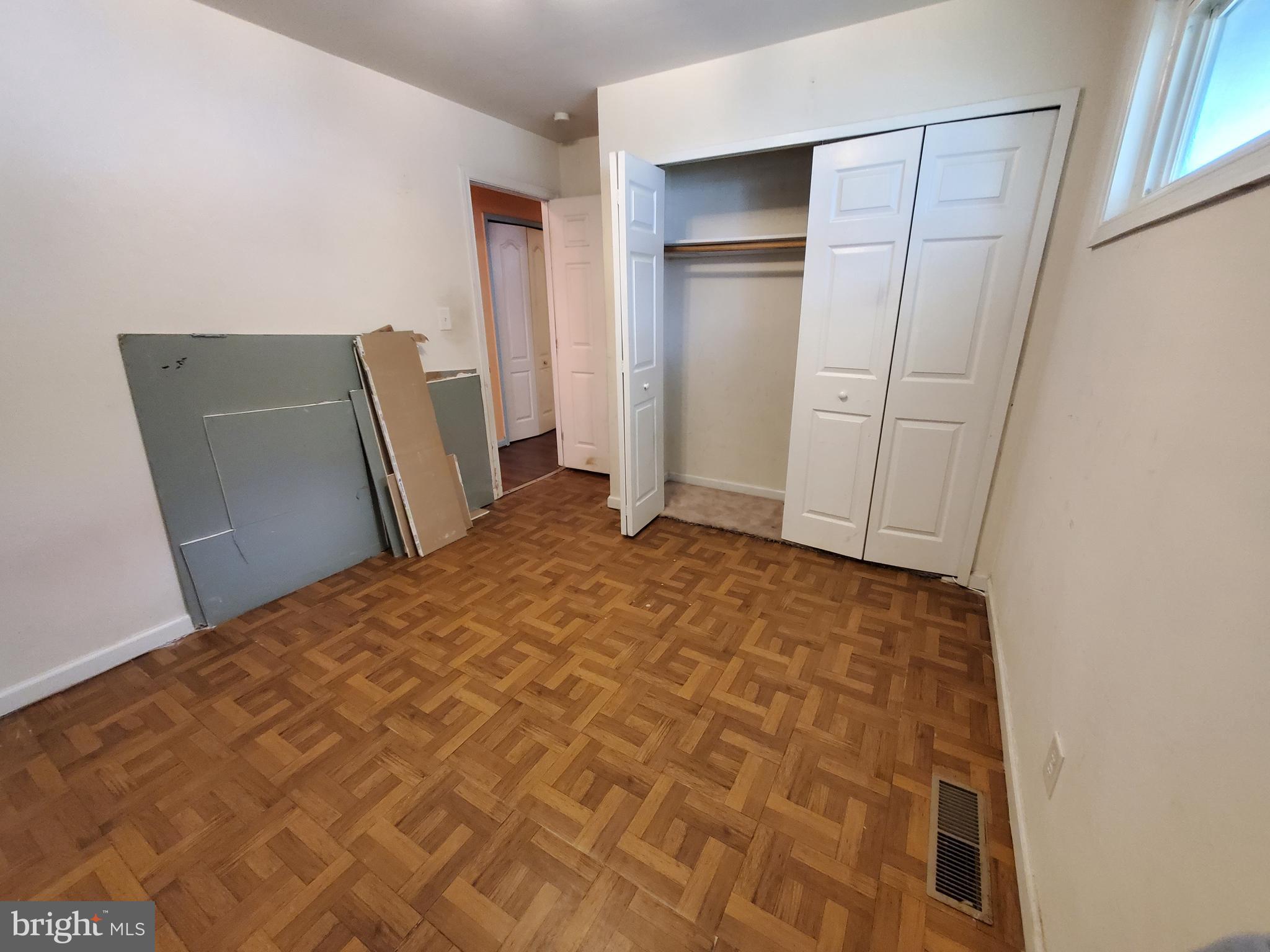 MUNROE GARDENS - Residential