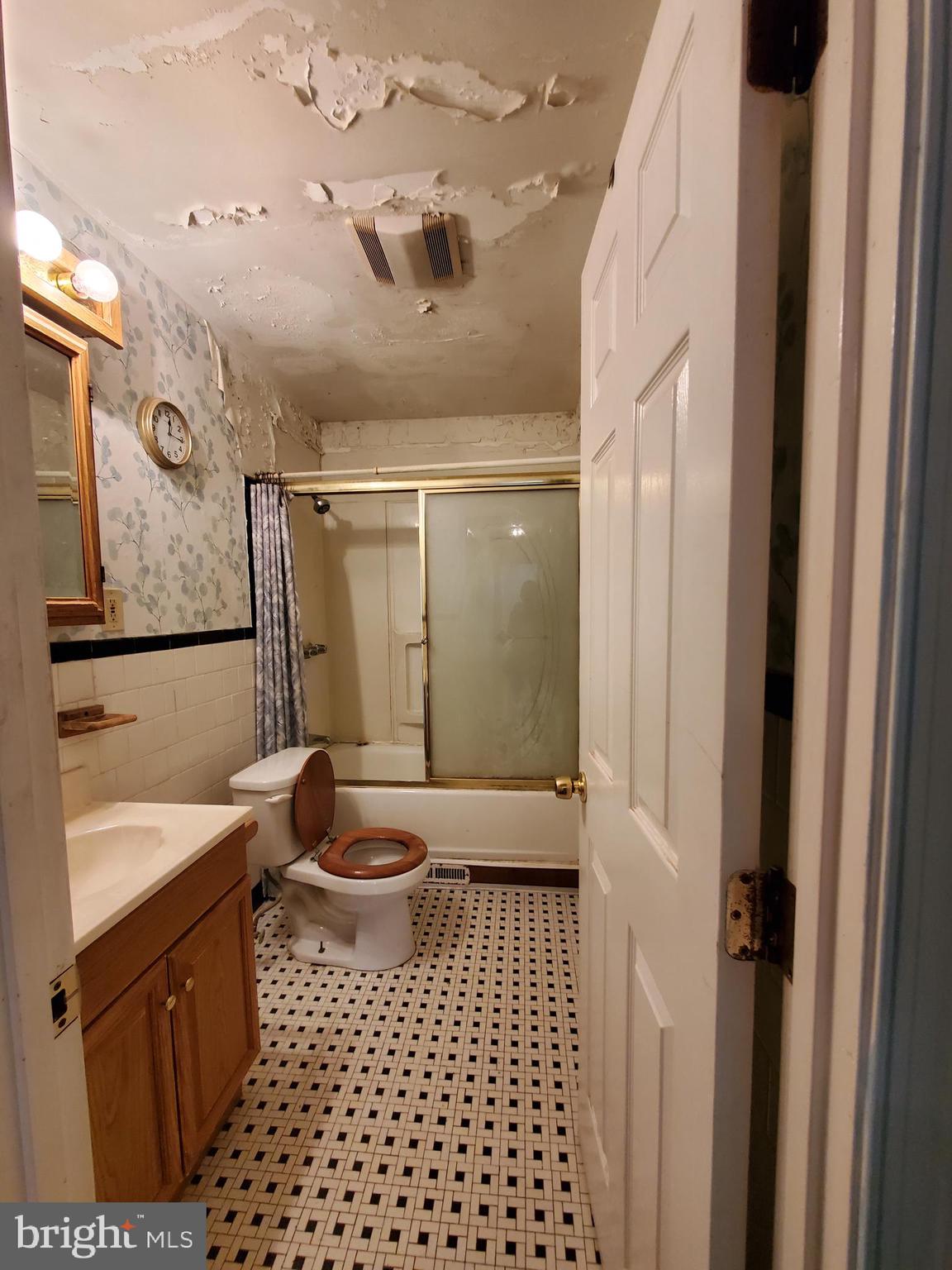 MUNROE GARDENS - Residential