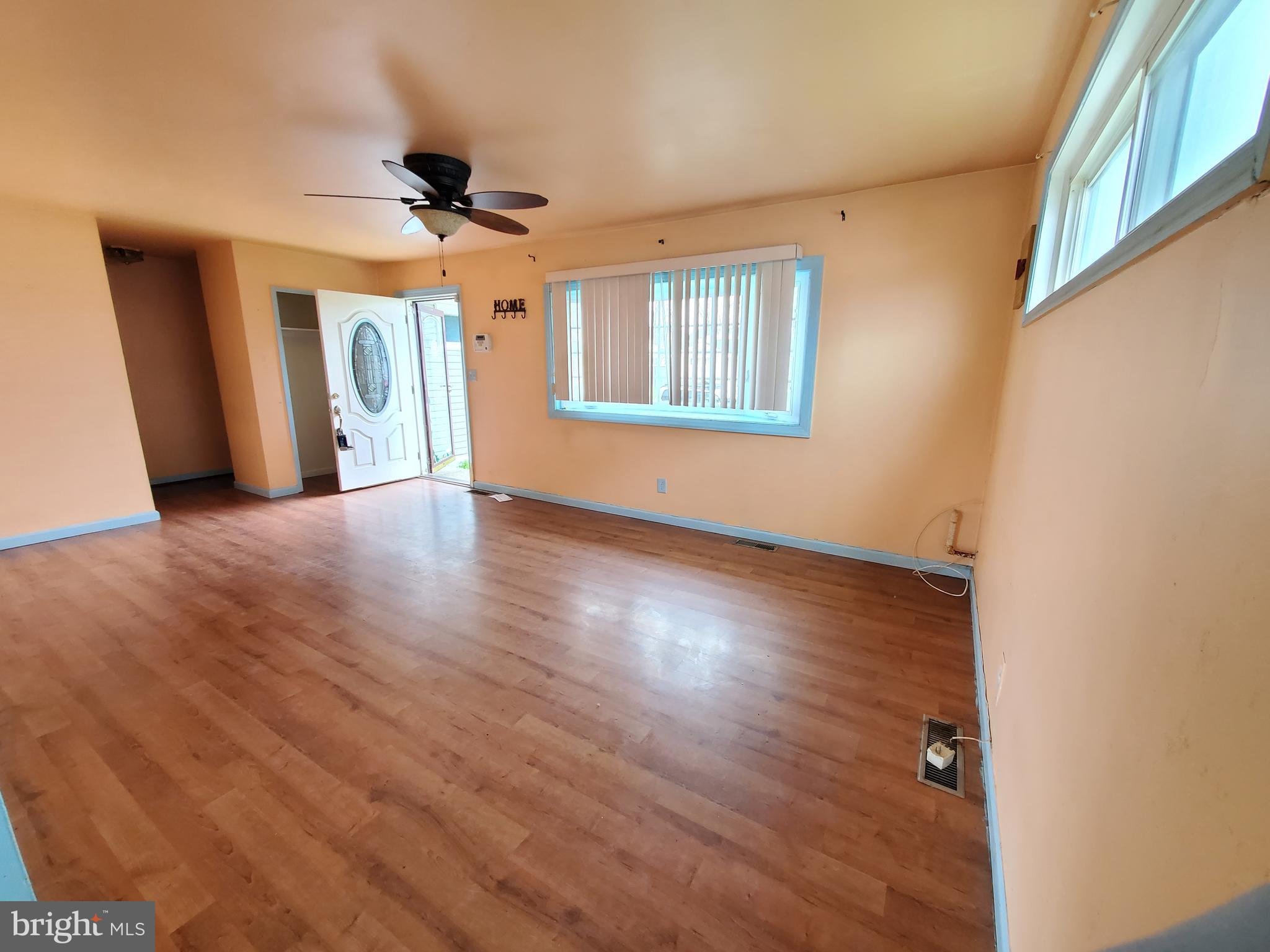 MUNROE GARDENS - Residential