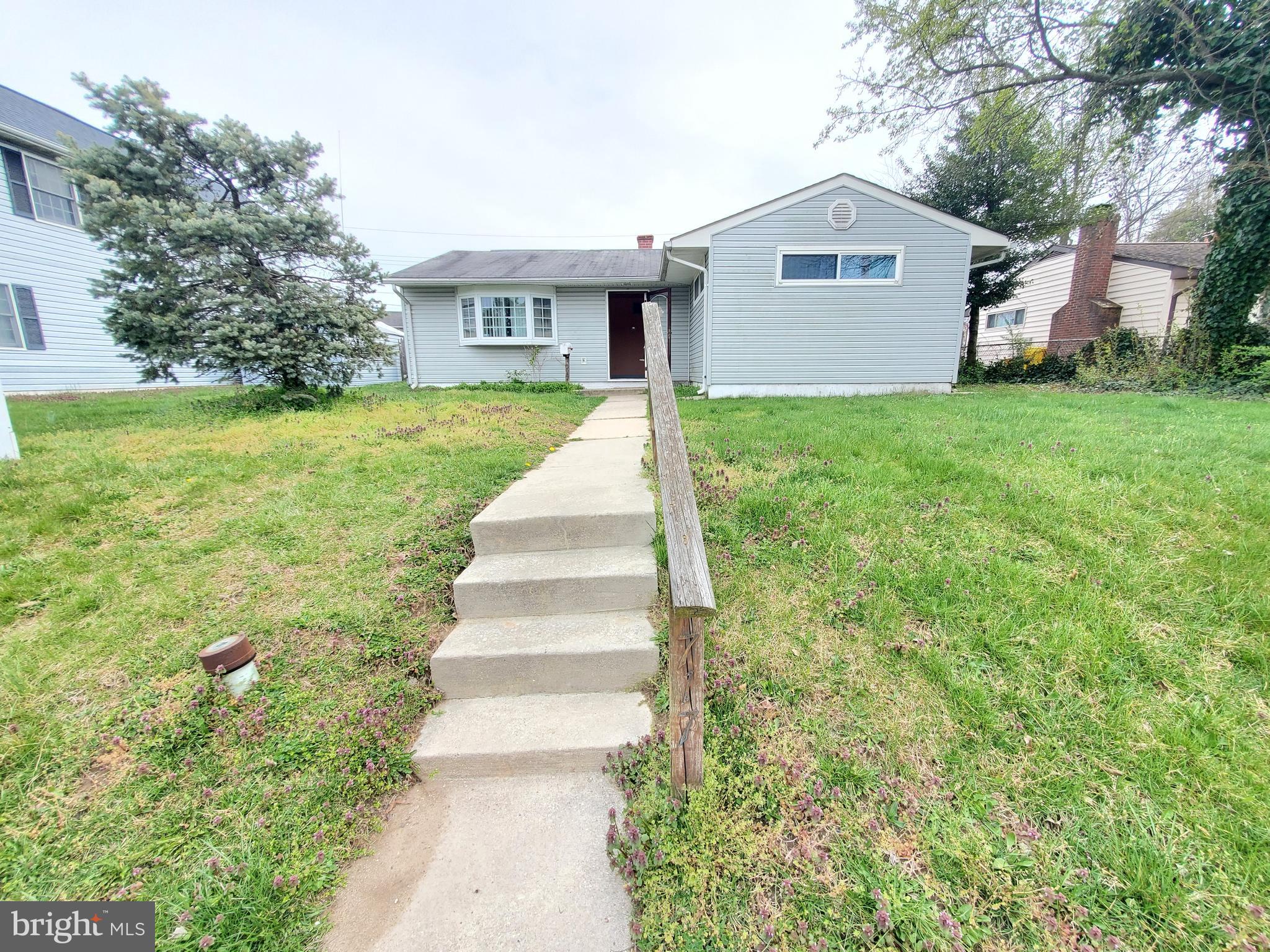 MUNROE GARDENS - Residential