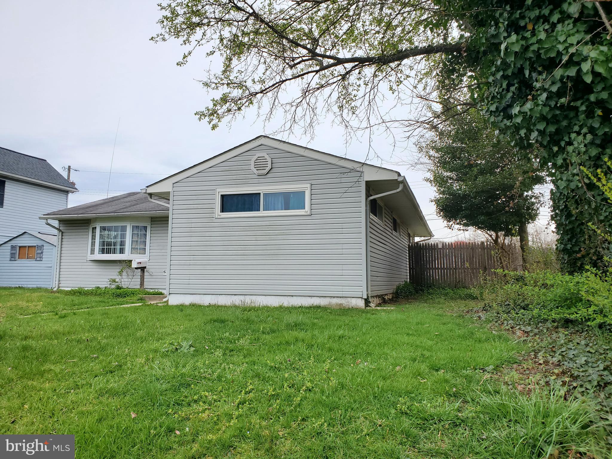 MUNROE GARDENS - Residential