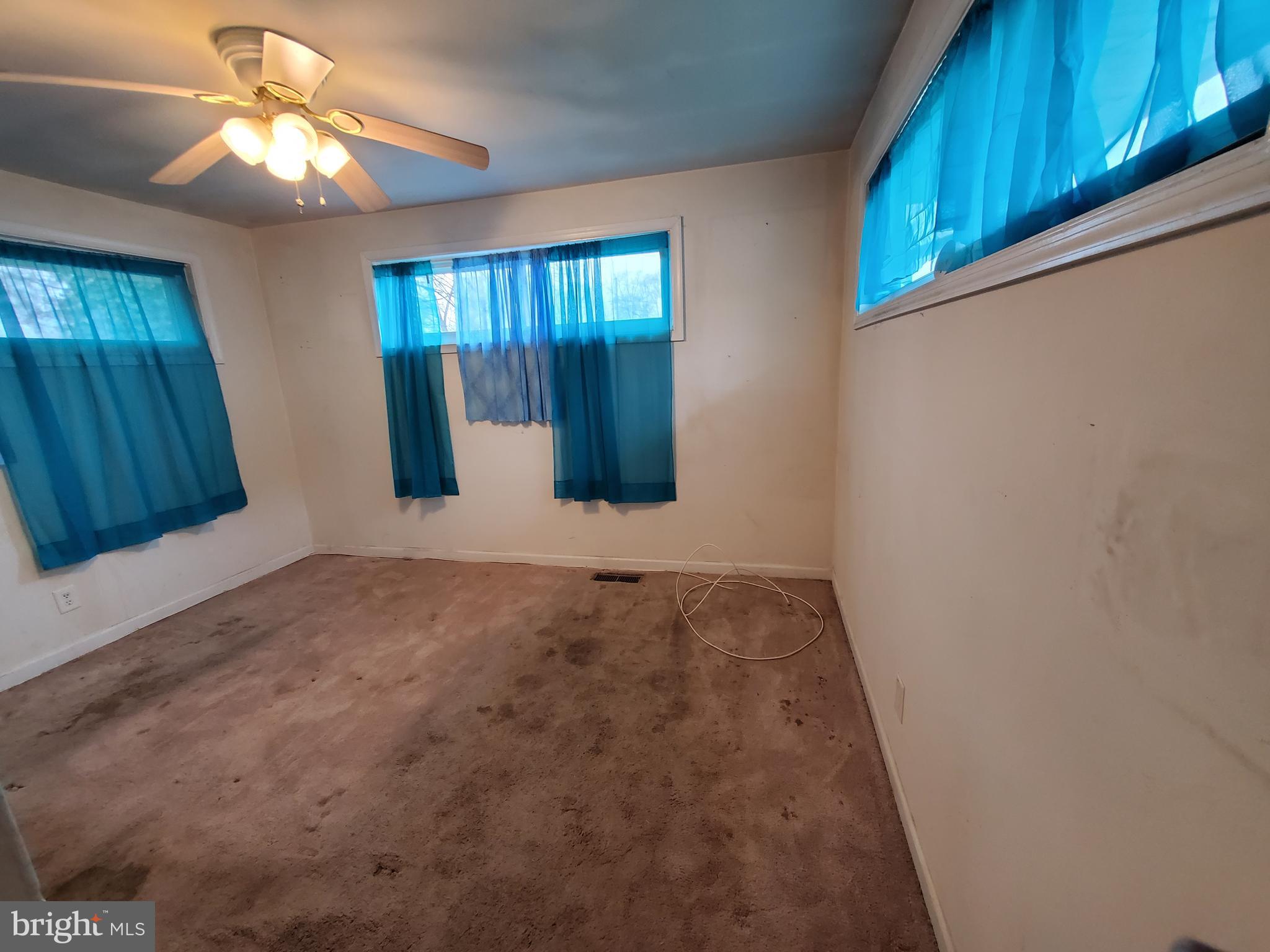 MUNROE GARDENS - Residential