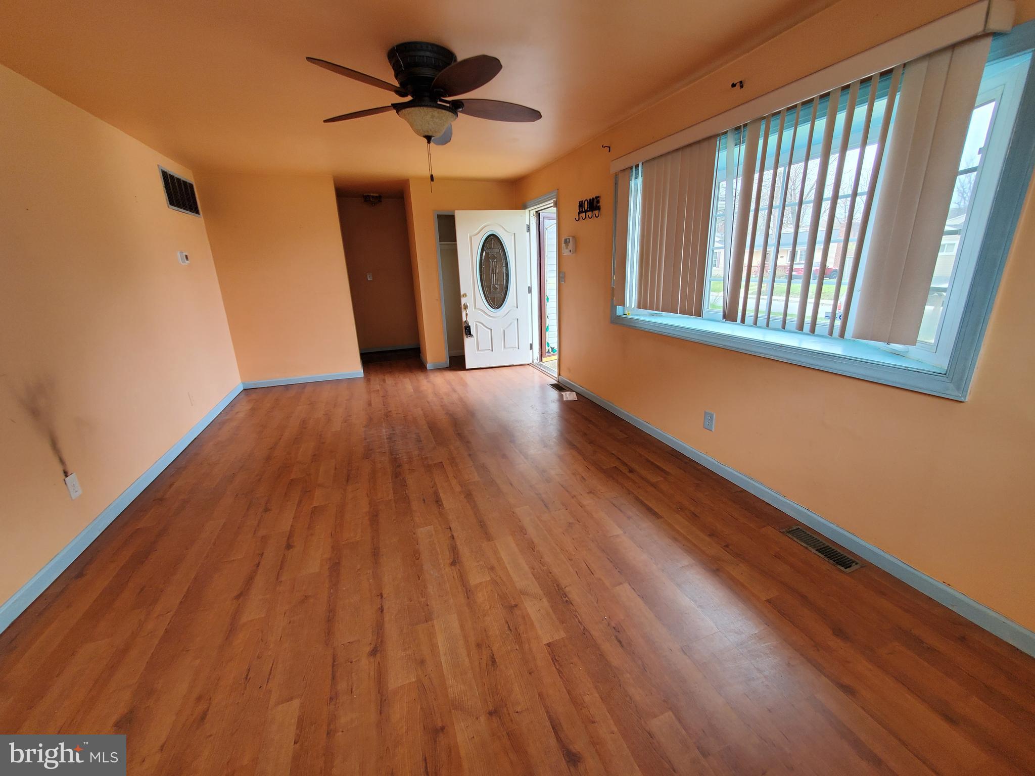 MUNROE GARDENS - Residential