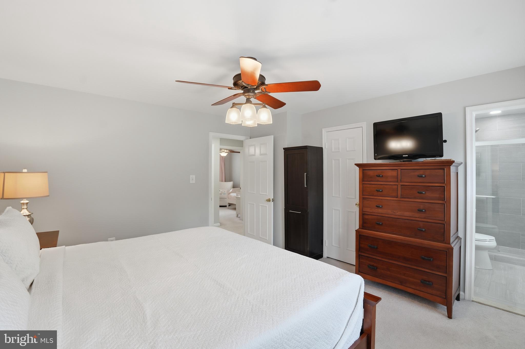 ADAMS WALK - Residential