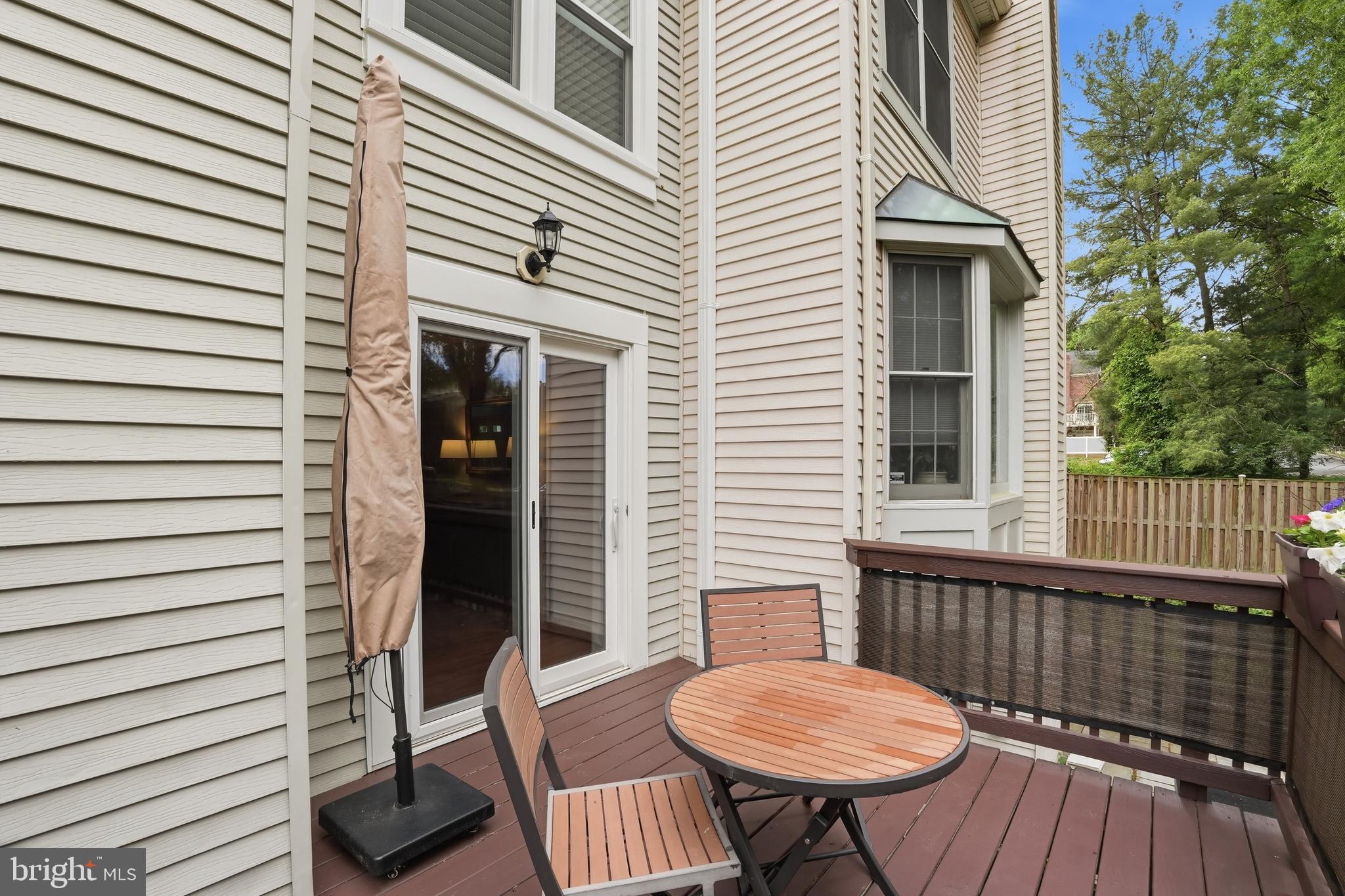 ADAMS WALK - Residential