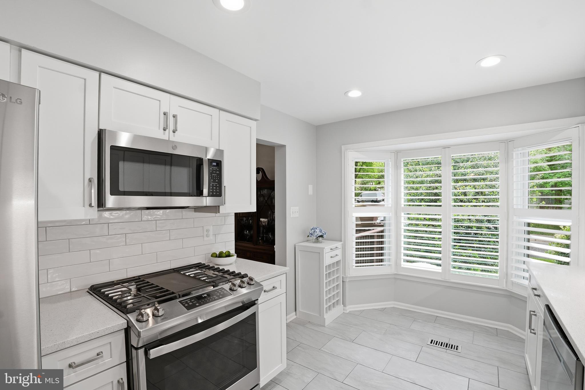 ADAMS WALK - Residential