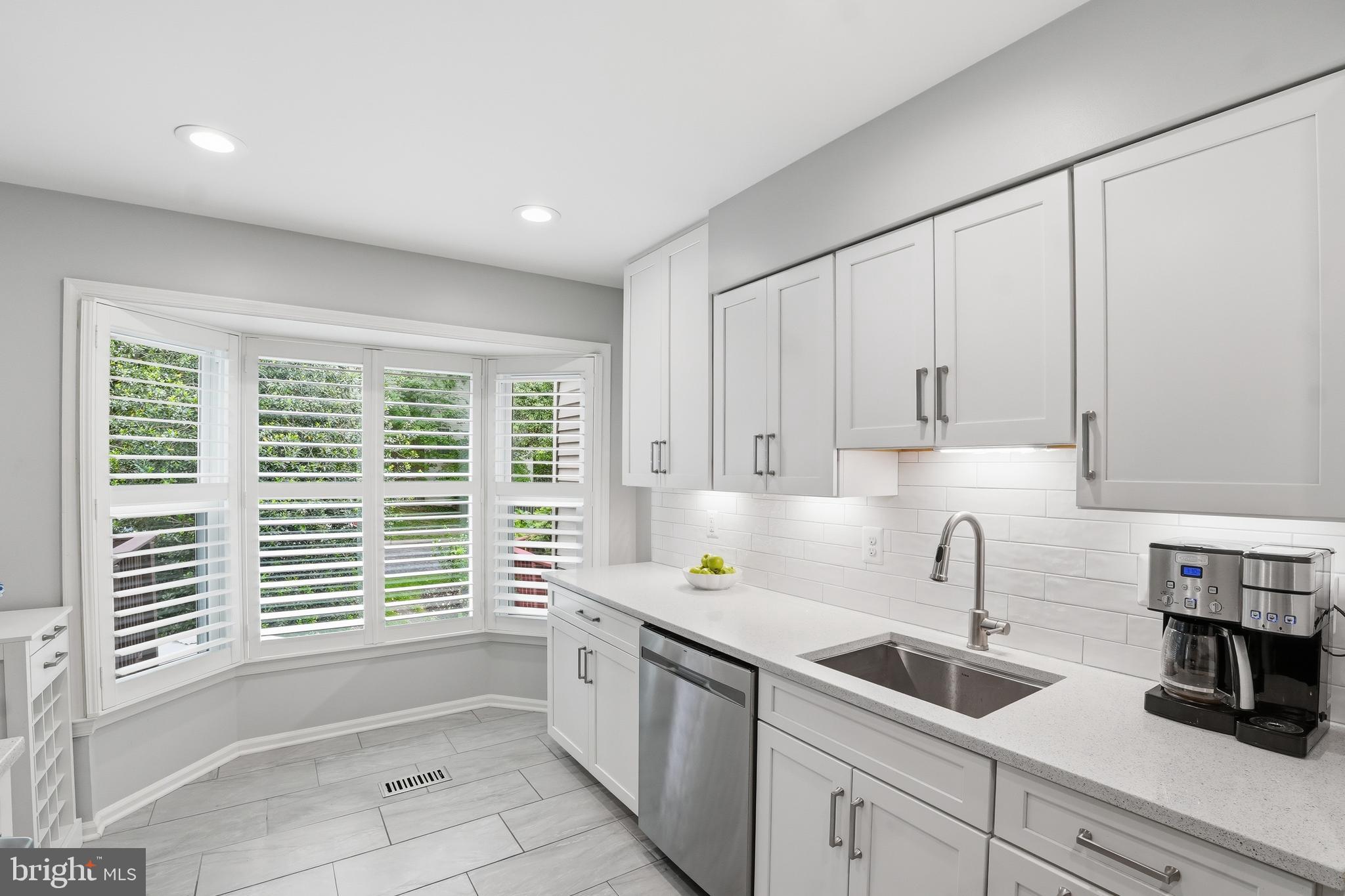 ADAMS WALK - Residential