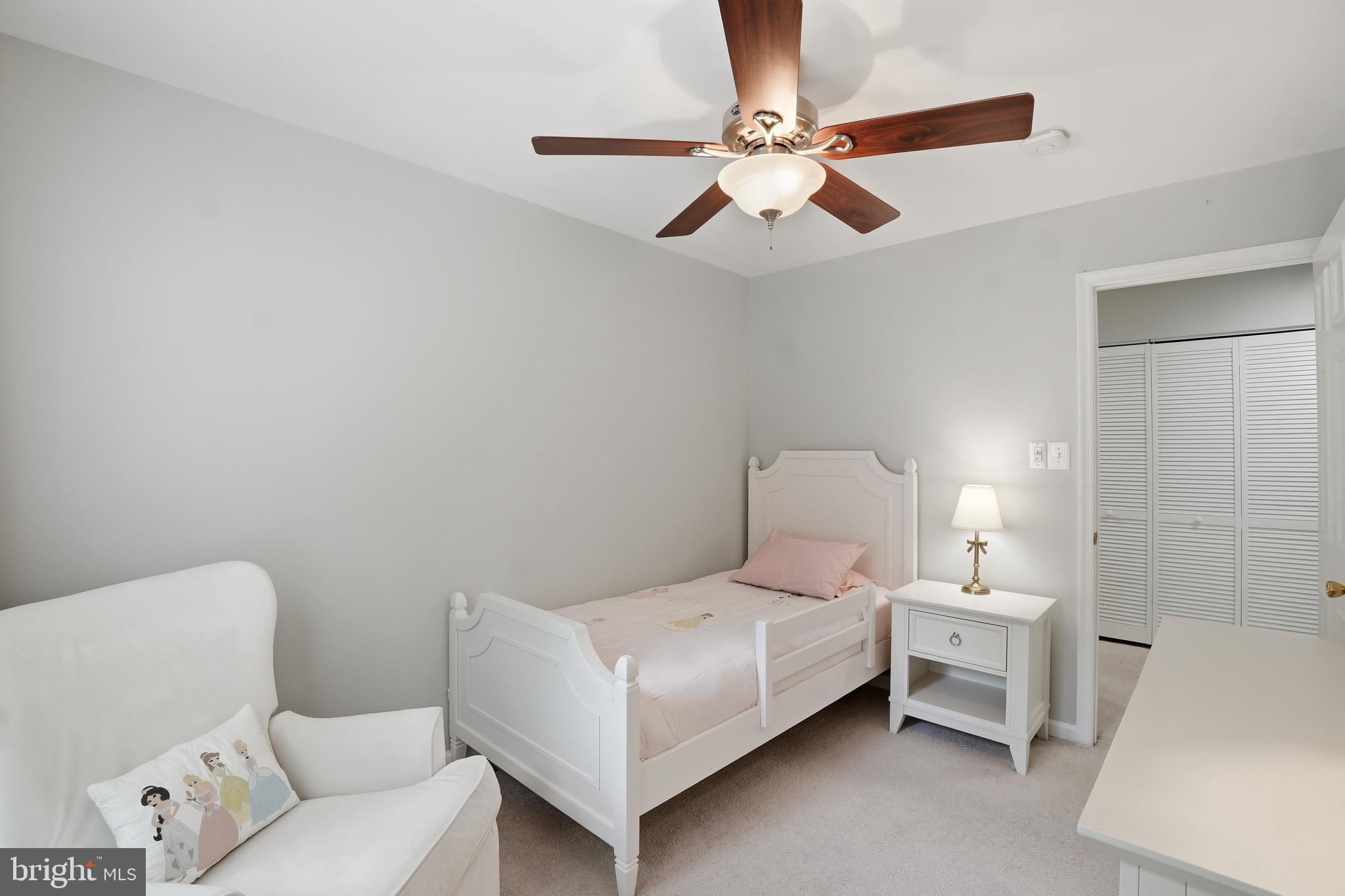 ADAMS WALK - Residential