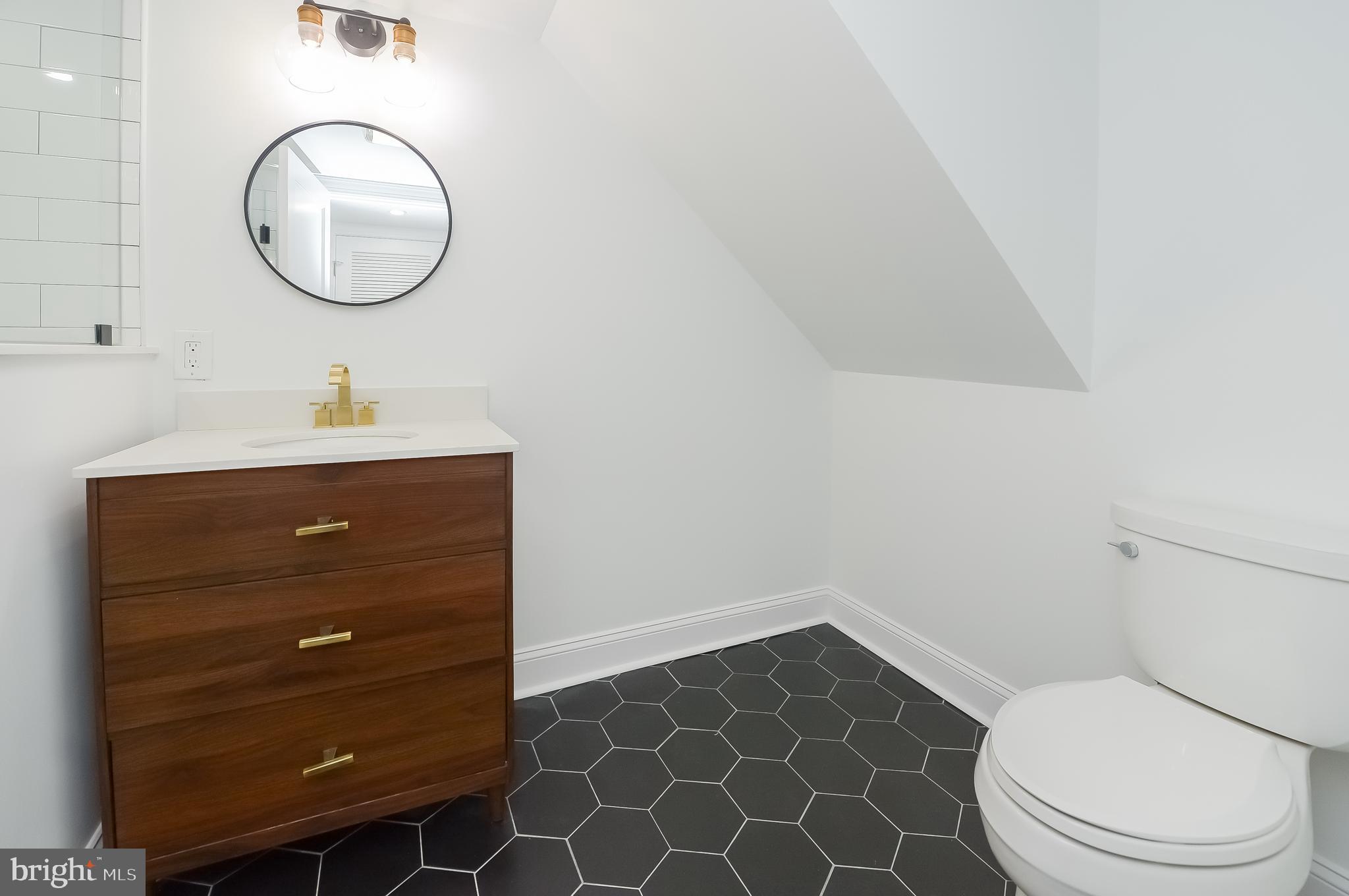 GRADUATE HOSPITAL - Residential