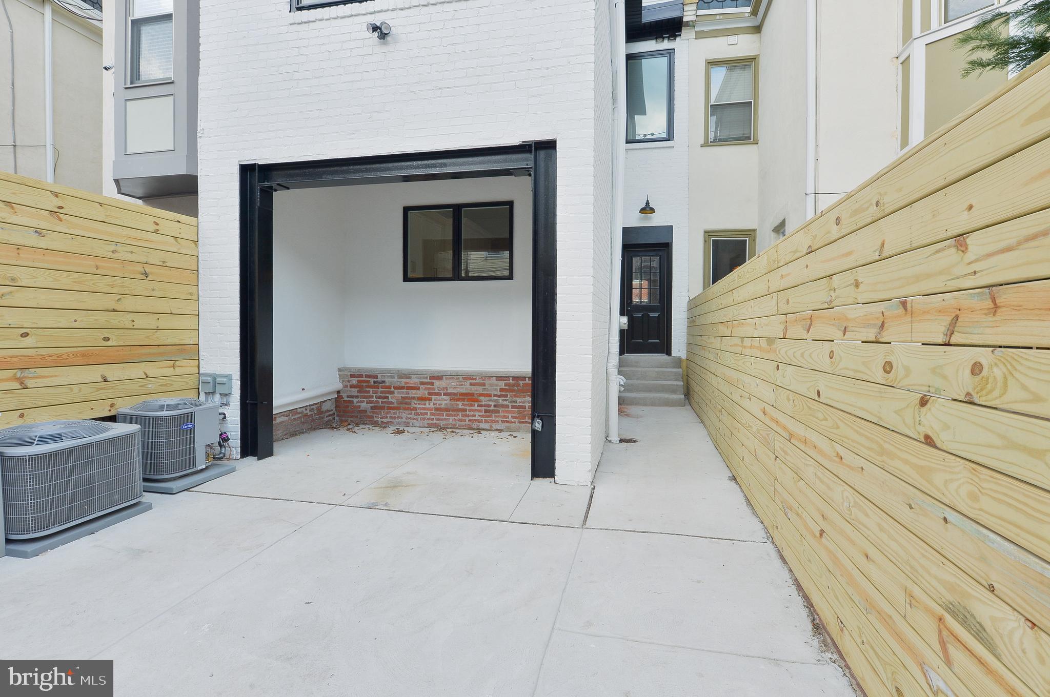 GRADUATE HOSPITAL - Residential