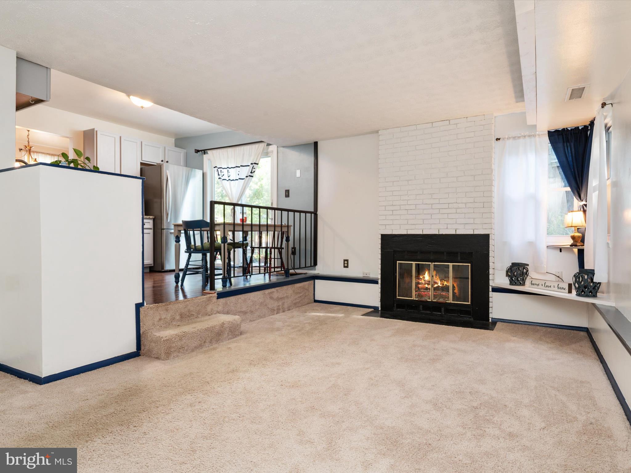 RIVERSIDE - Residential