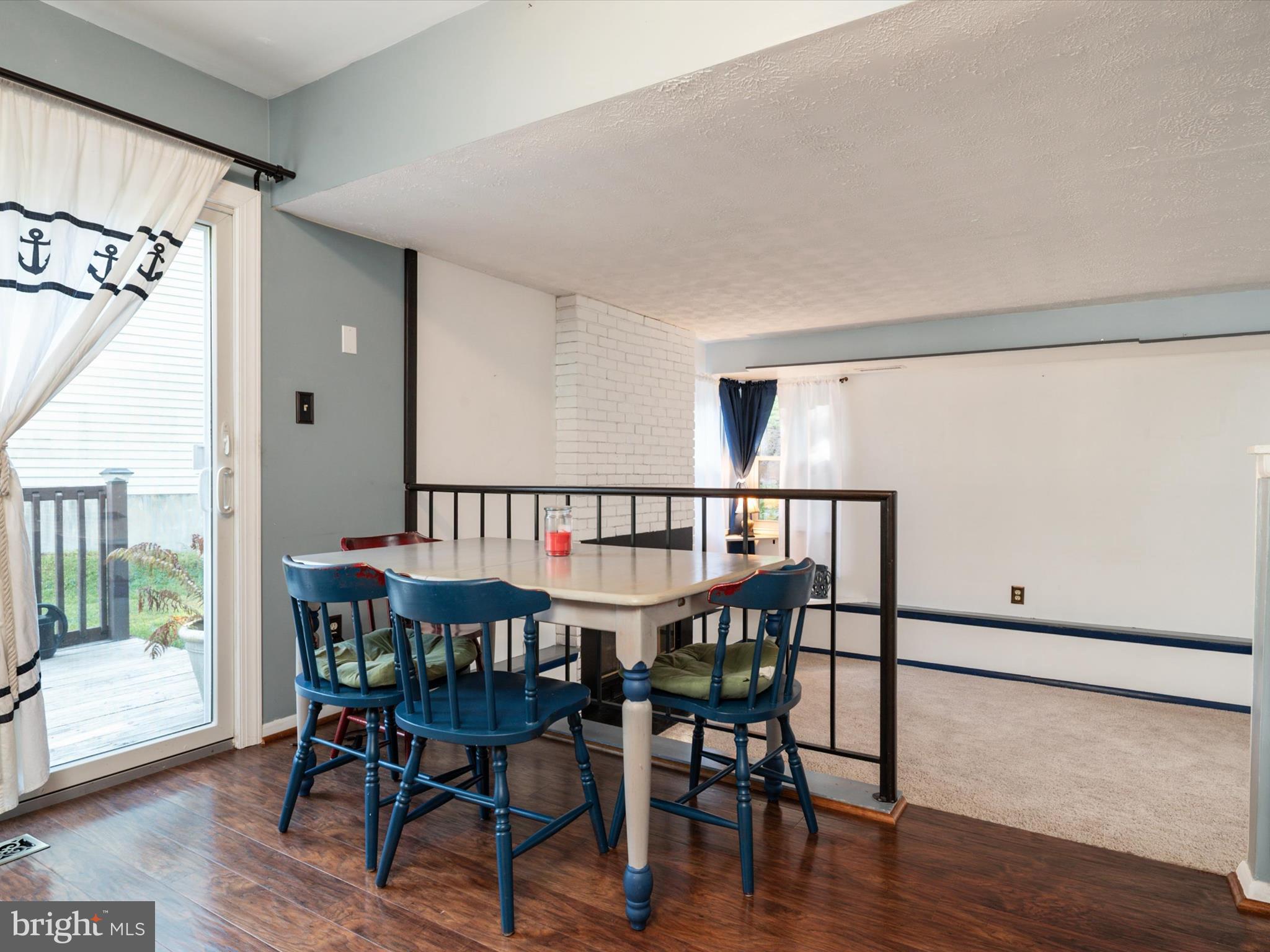 RIVERSIDE - Residential