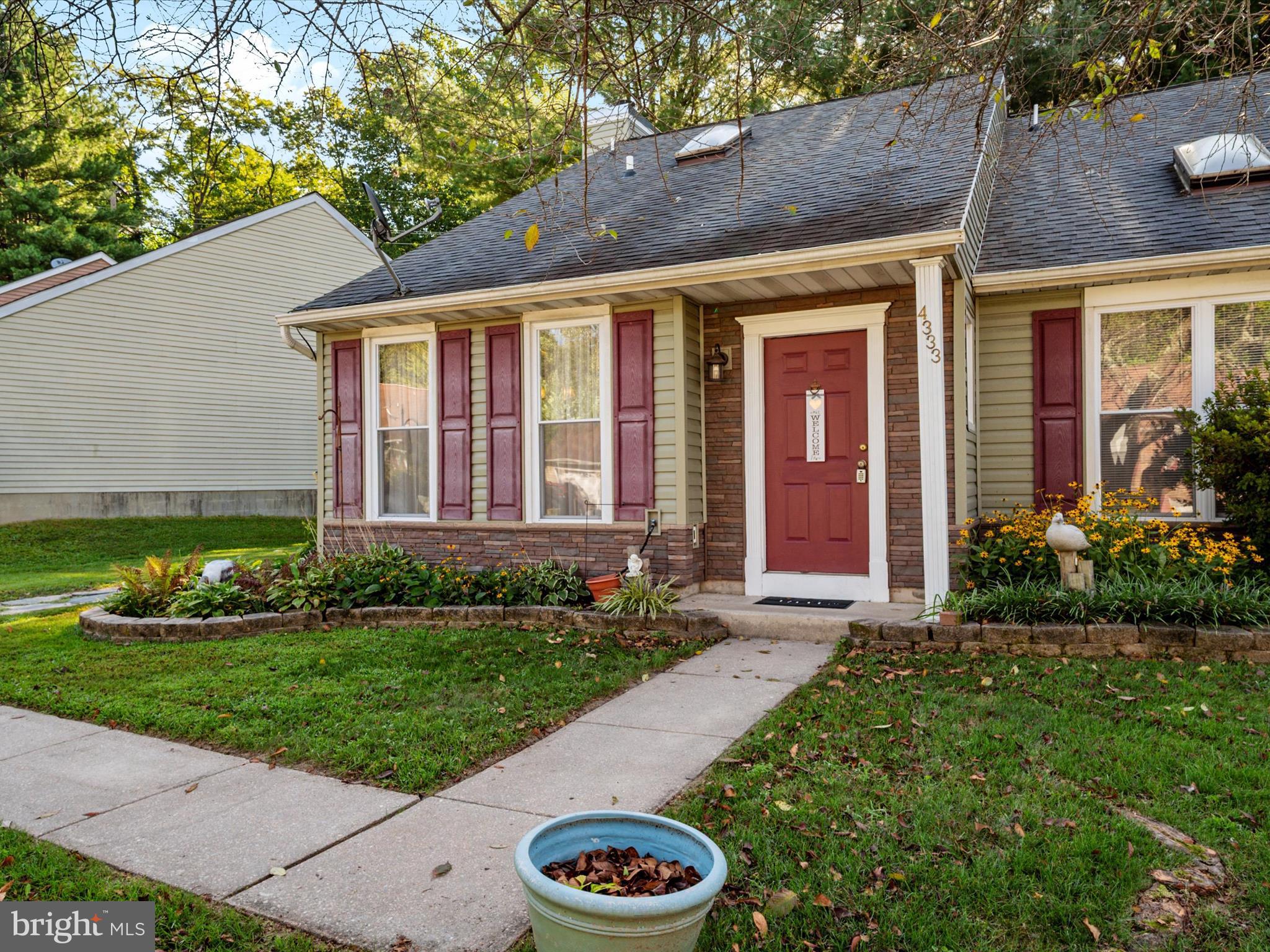 RIVERSIDE - Residential