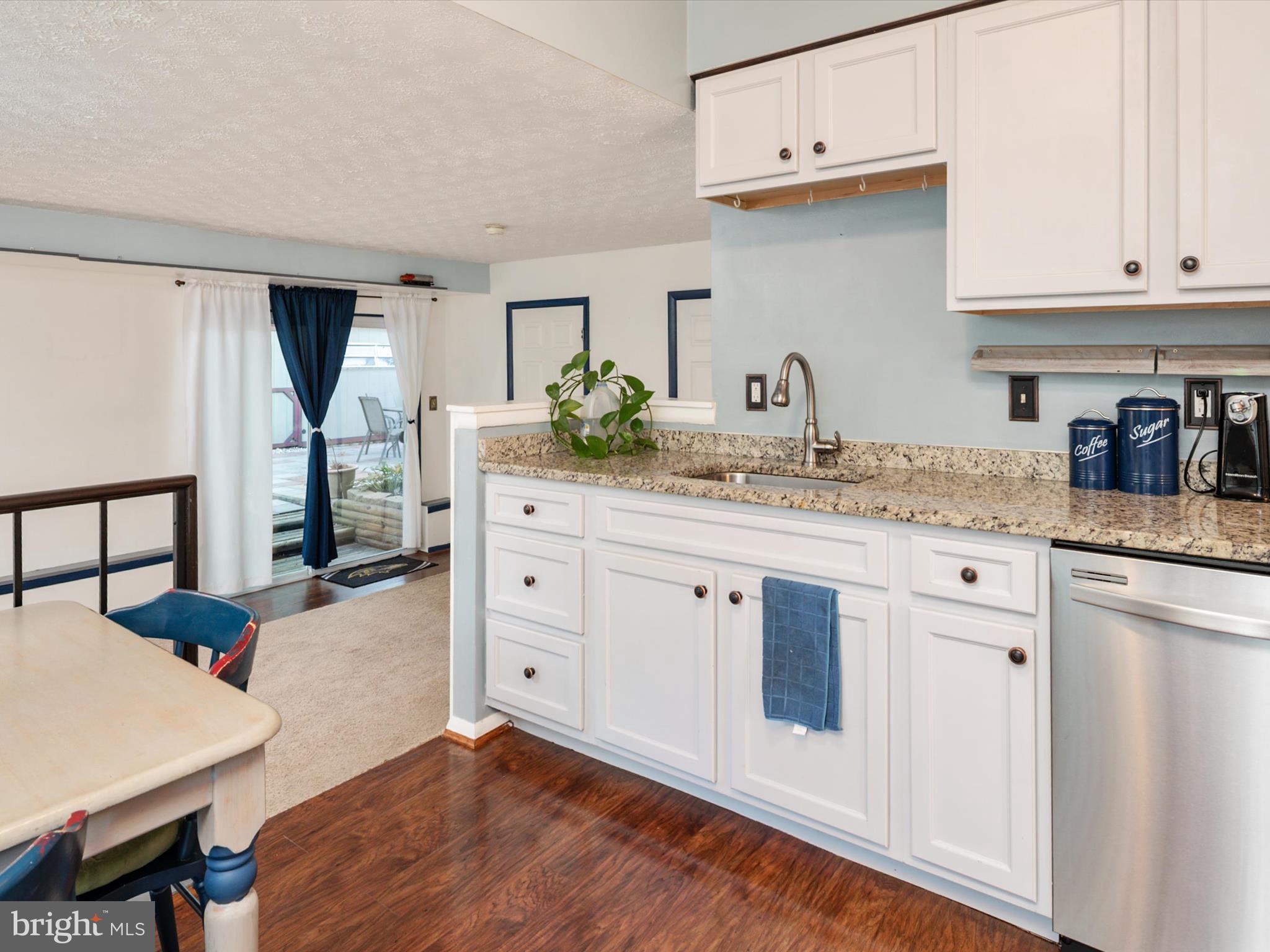 RIVERSIDE - Residential