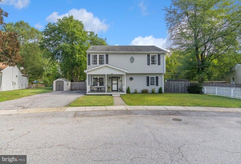 Photo of 212 Bertram Circle, GLEN BURNIE, MD 21060 (MLS # MDAA2158450)