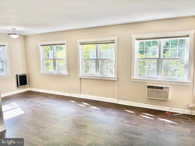 1244 MARTHA CUSTIS DRIVE