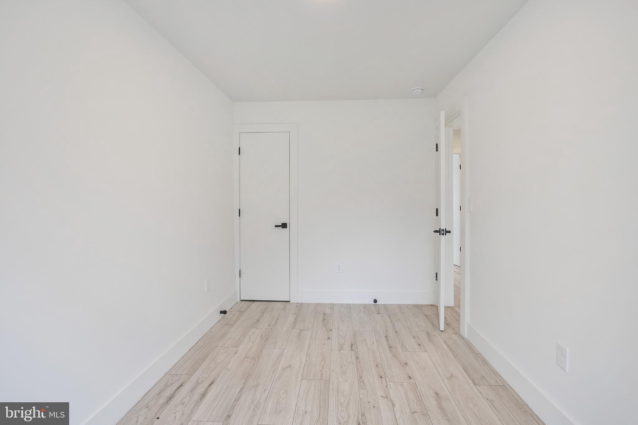BRENTWOOD - Residential