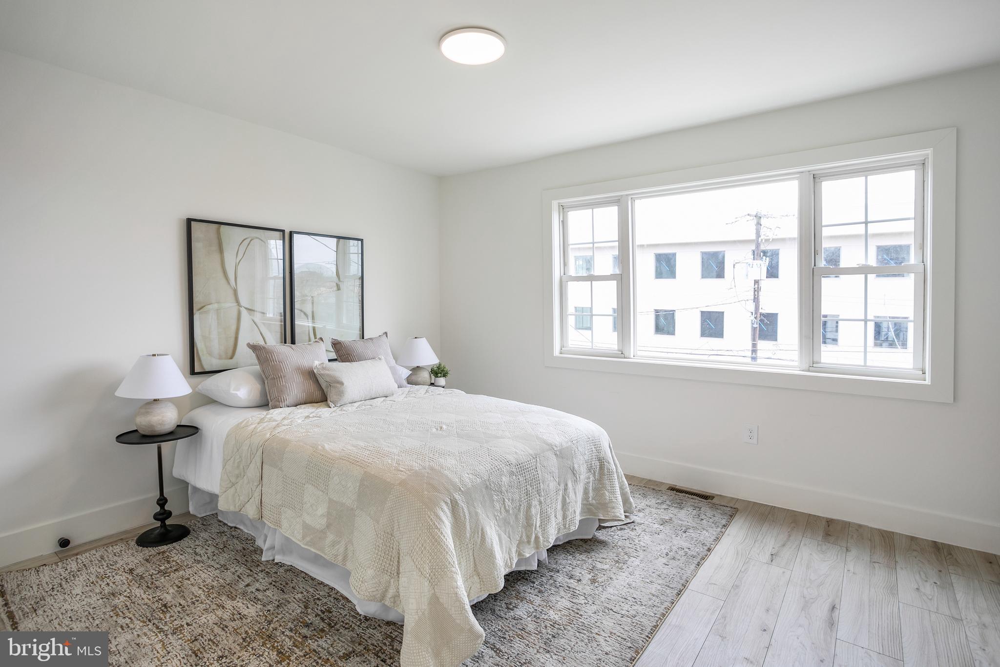 BRENTWOOD - Residential