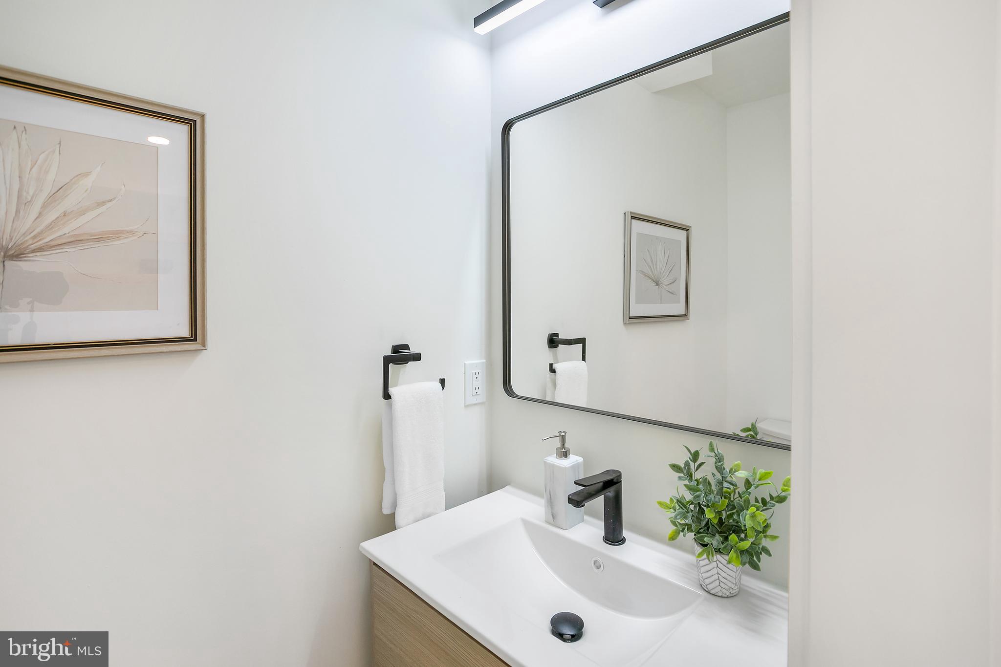 BRENTWOOD - Residential