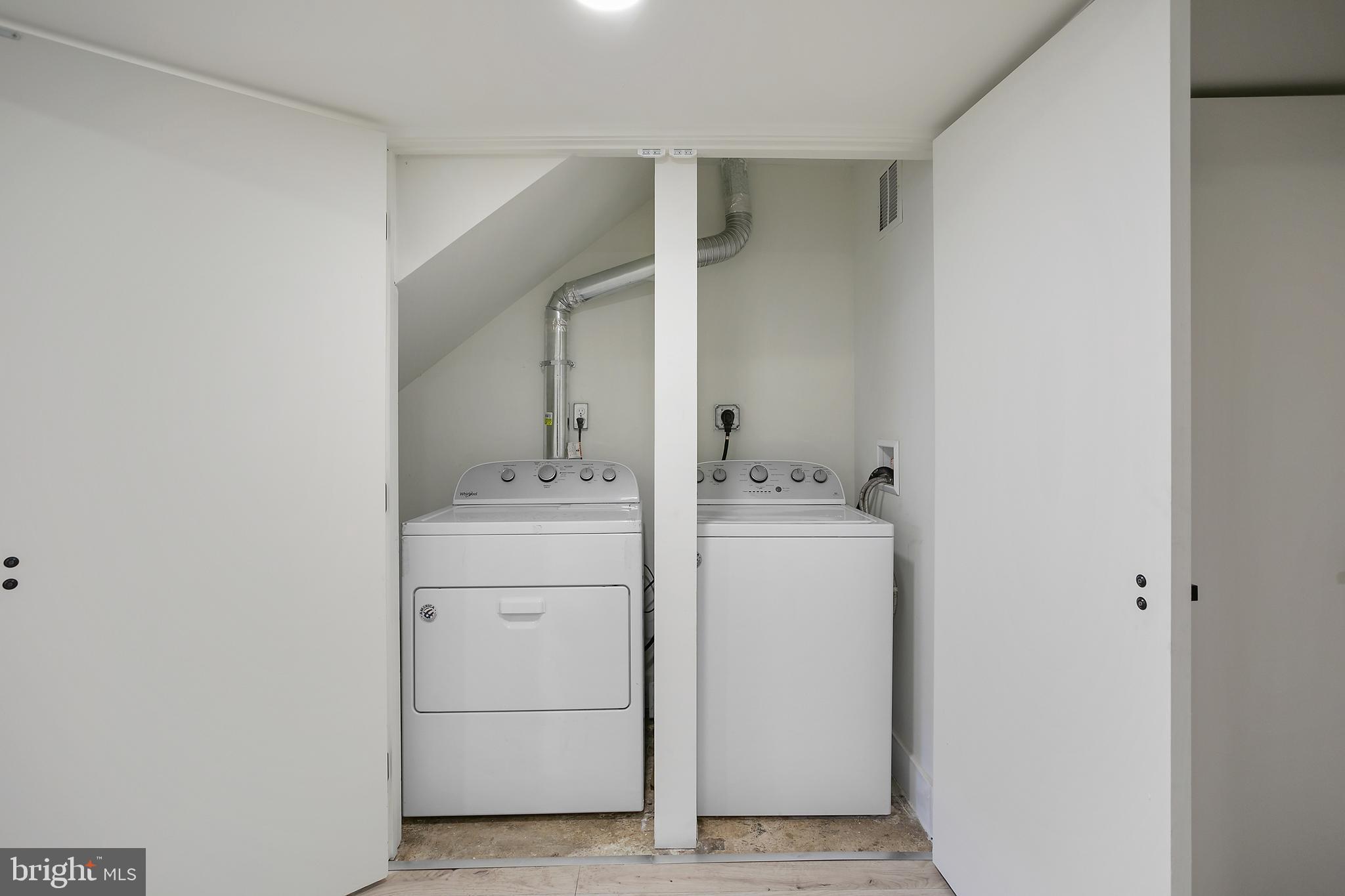 BRENTWOOD - Residential