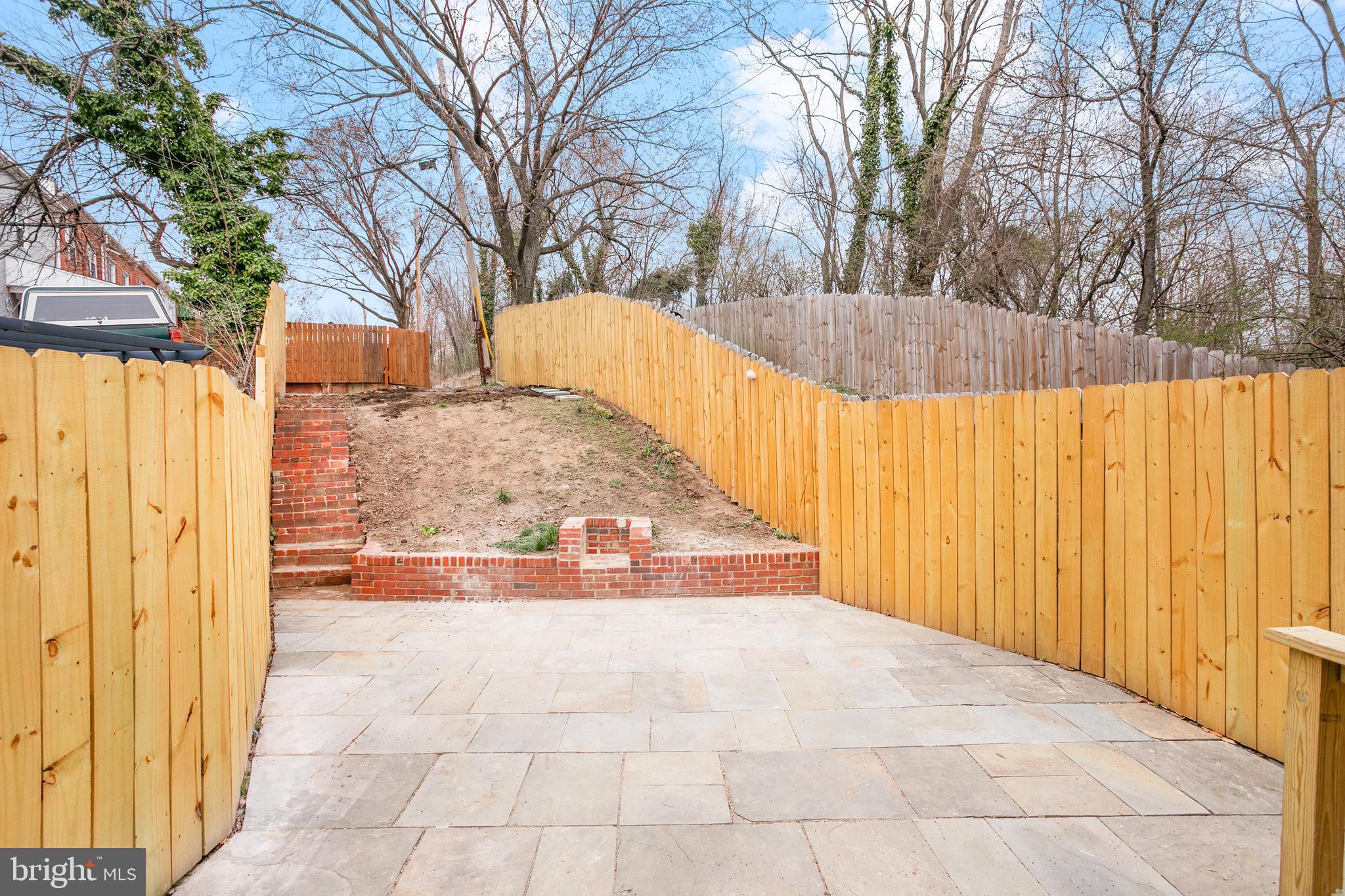 BRENTWOOD - Residential