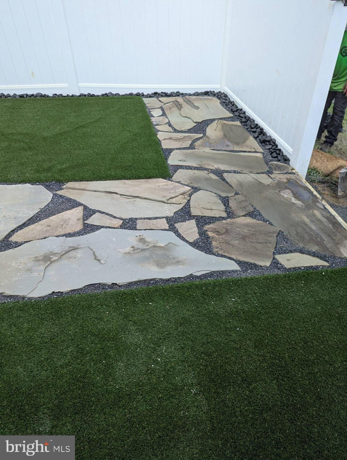 STONEHAVEN - Residential Lease