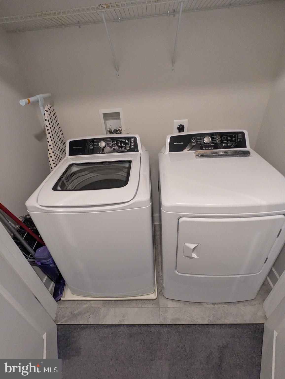 STONEHAVEN - Residential Lease