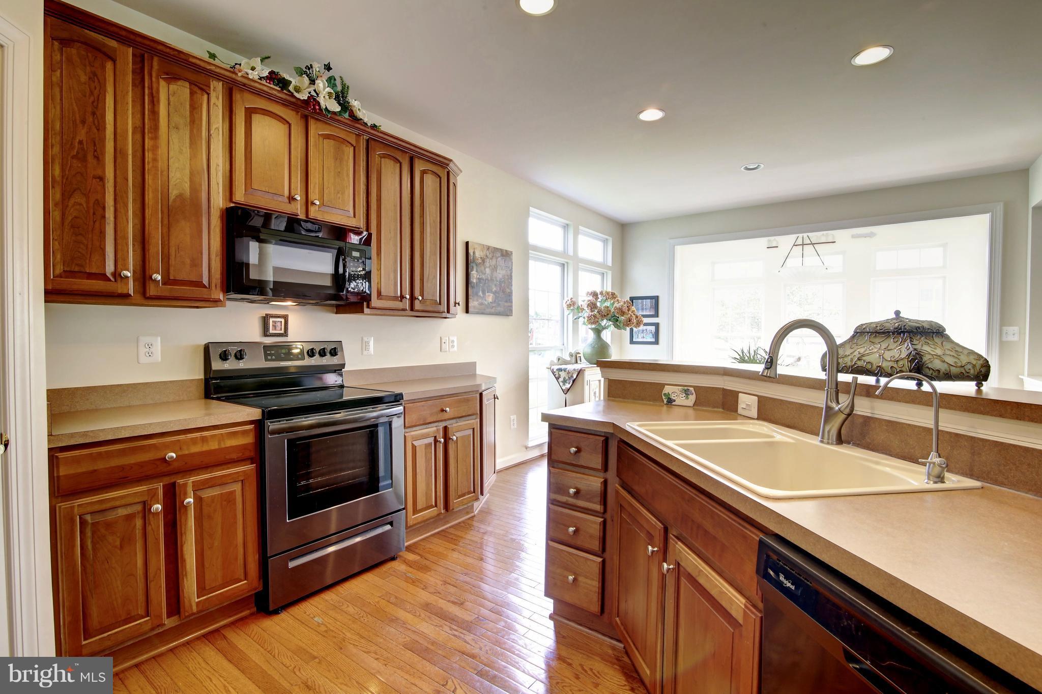 GALYN MANOR - Residential