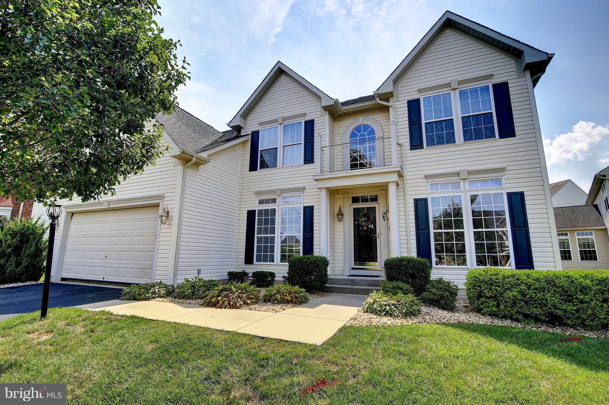 GALYN MANOR - Residential