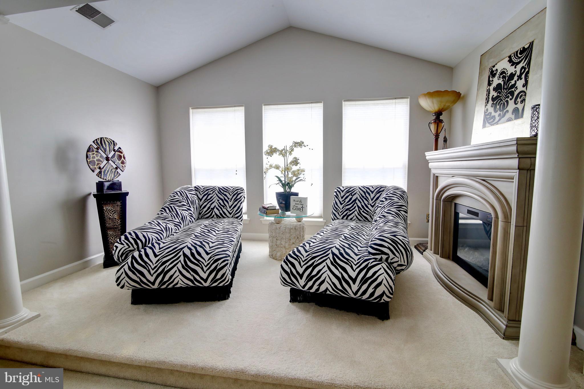 GALYN MANOR - Residential