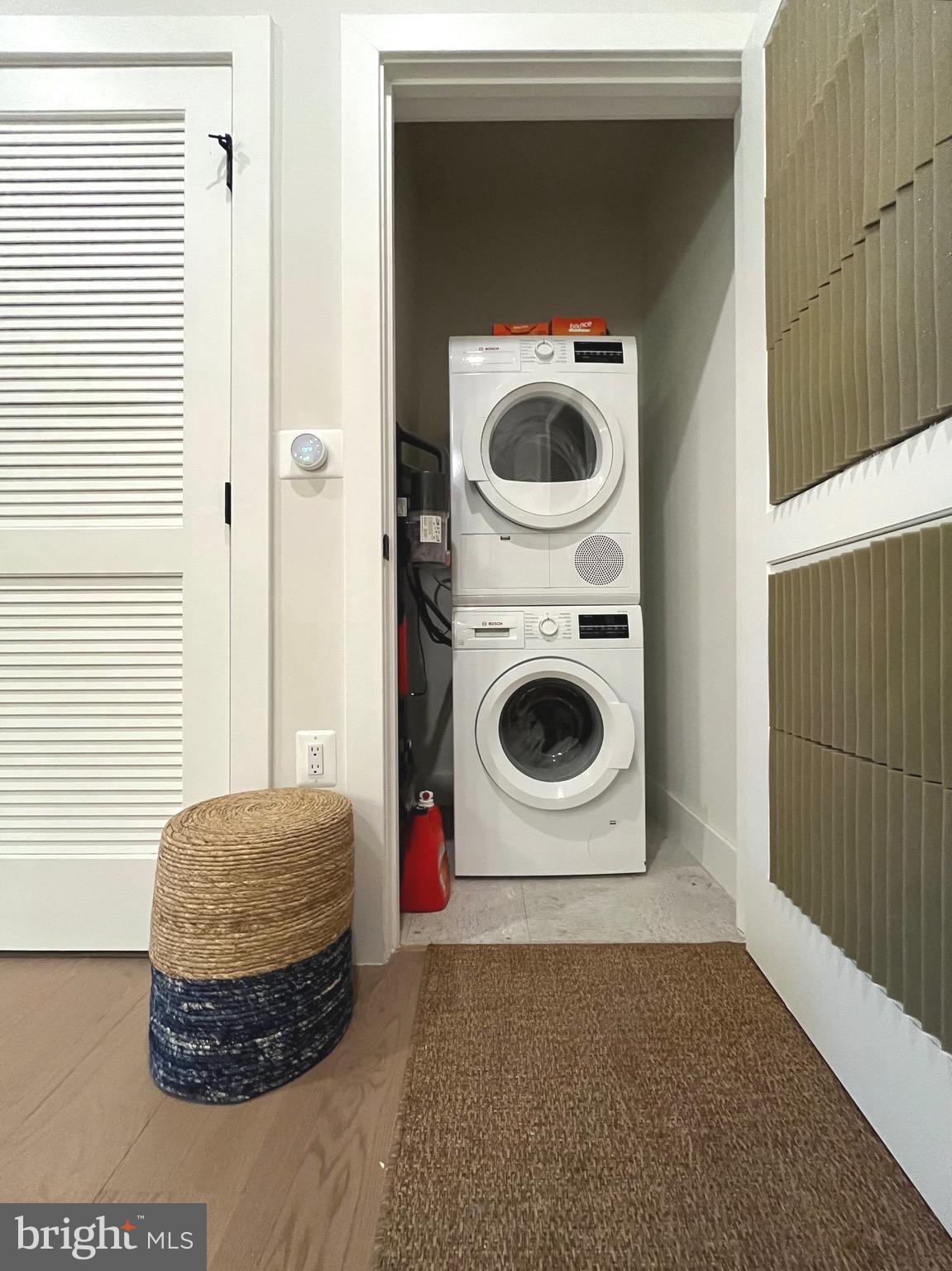 KEY AND NASH - Residential Lease